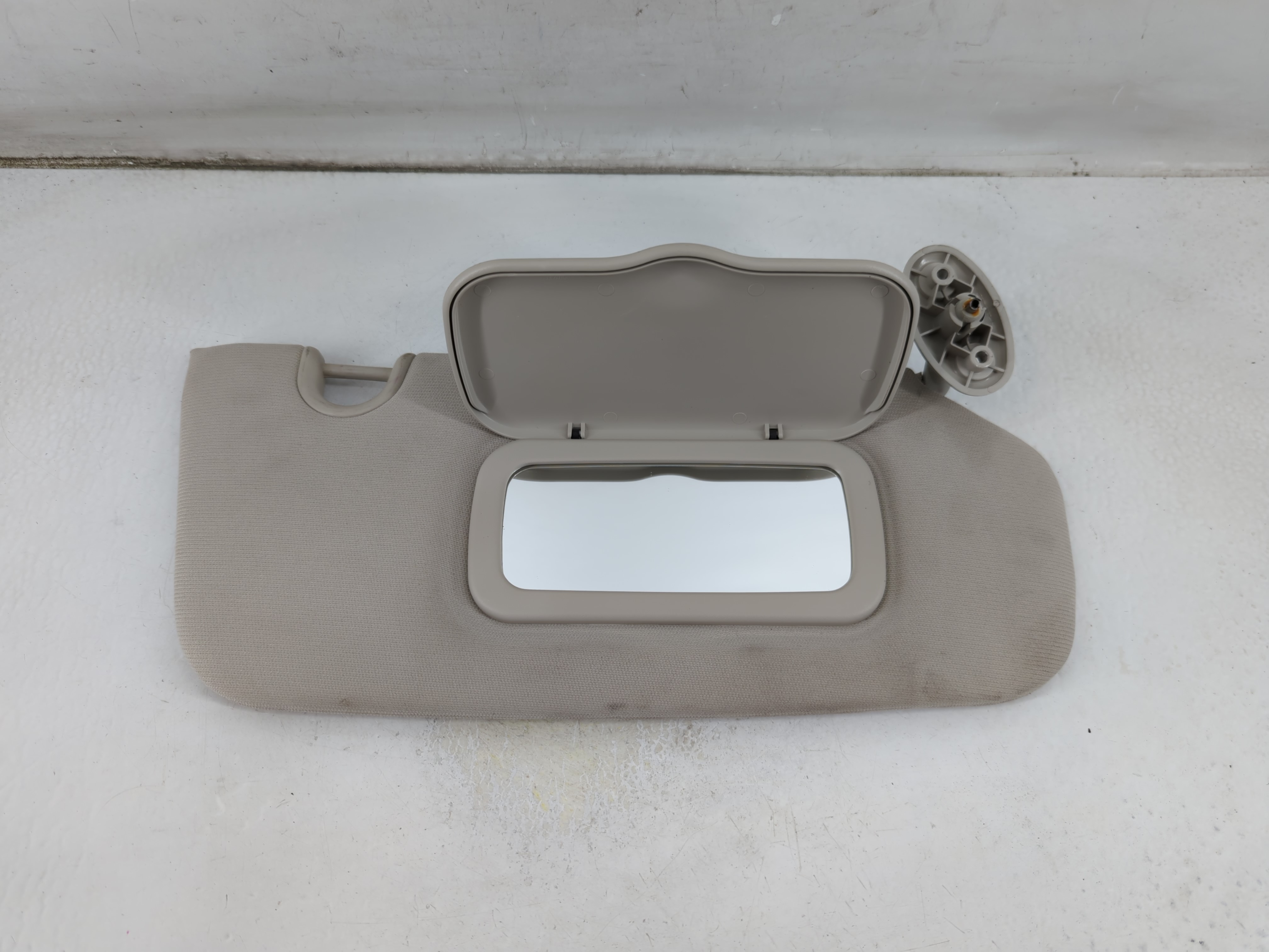 2010-2017 Jeep Compass Passenger Sun Visor Mirror Right Sunvisor Grey 1061337 - Oemusedautoparts1.com