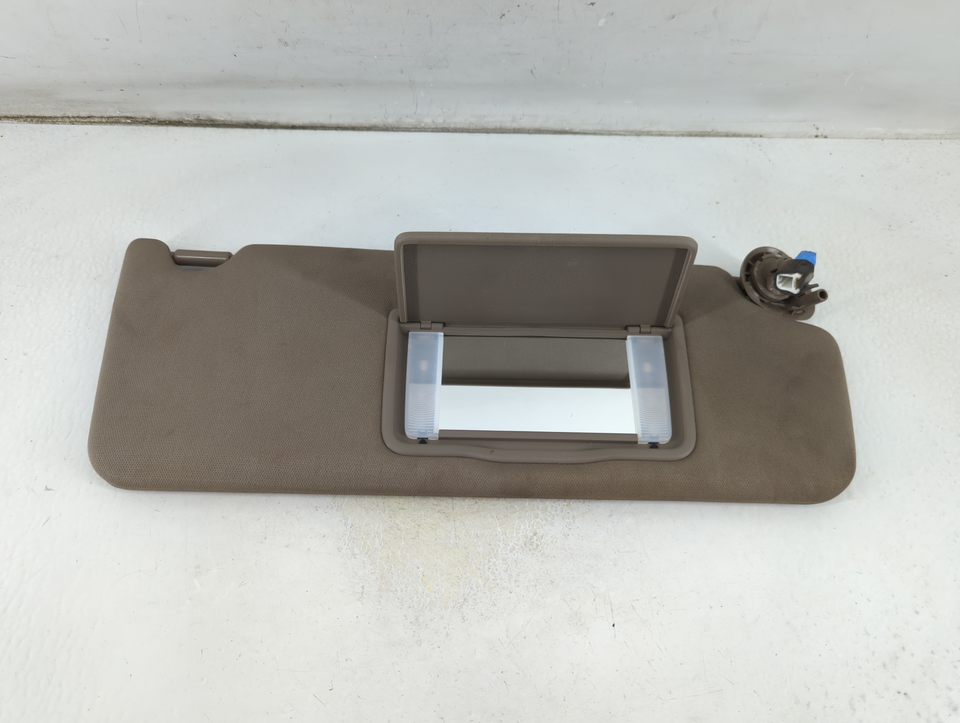 2016-2022 Honda Pilot Passenger Sun Visor Mirror Right Sunvisor 1061342 - Oemusedautoparts1.com