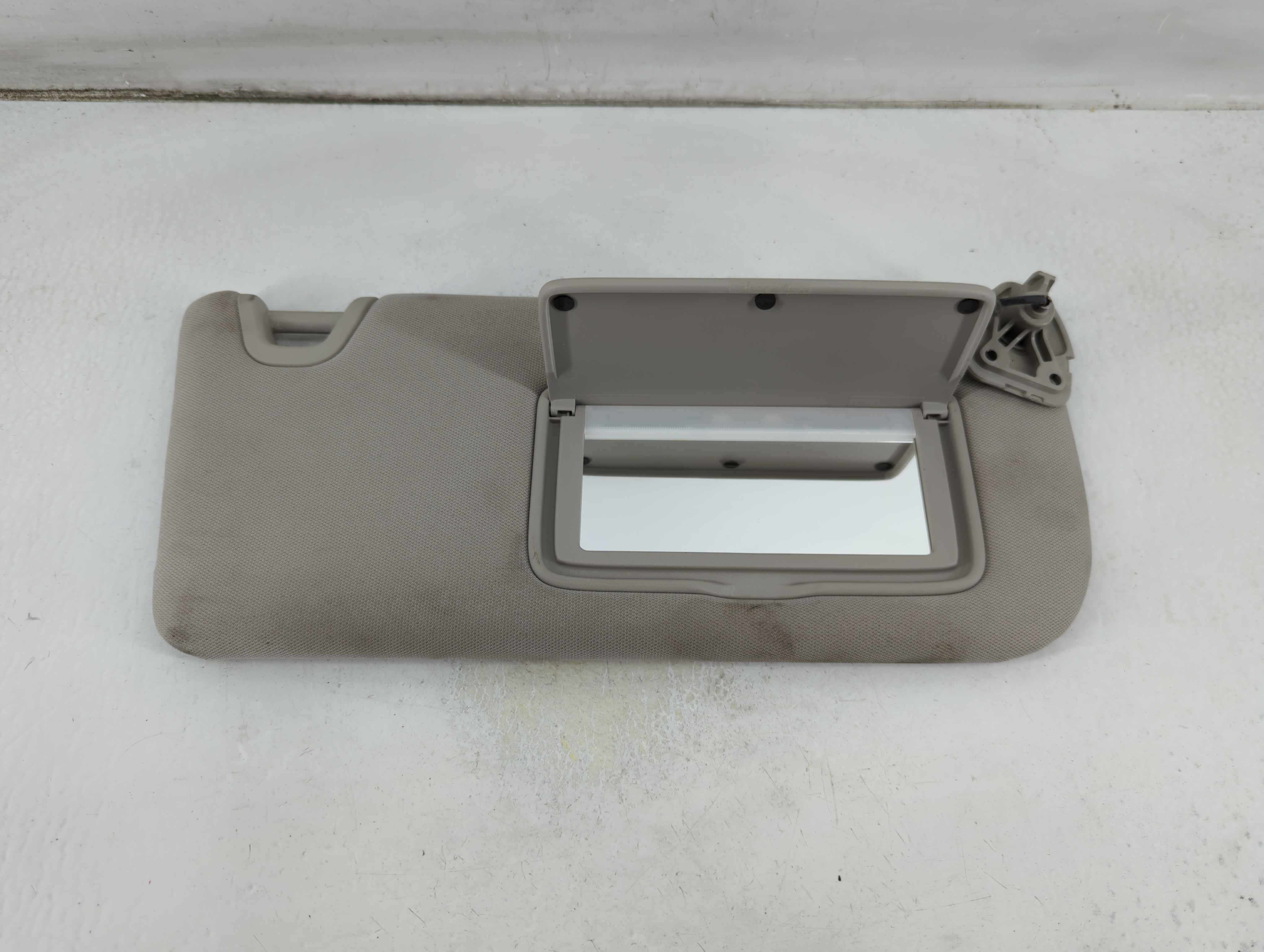 Picture of 2019-2020 Nissan Altima Passenger Sun Visor Mirror Right Sunvisor Grey 1061347