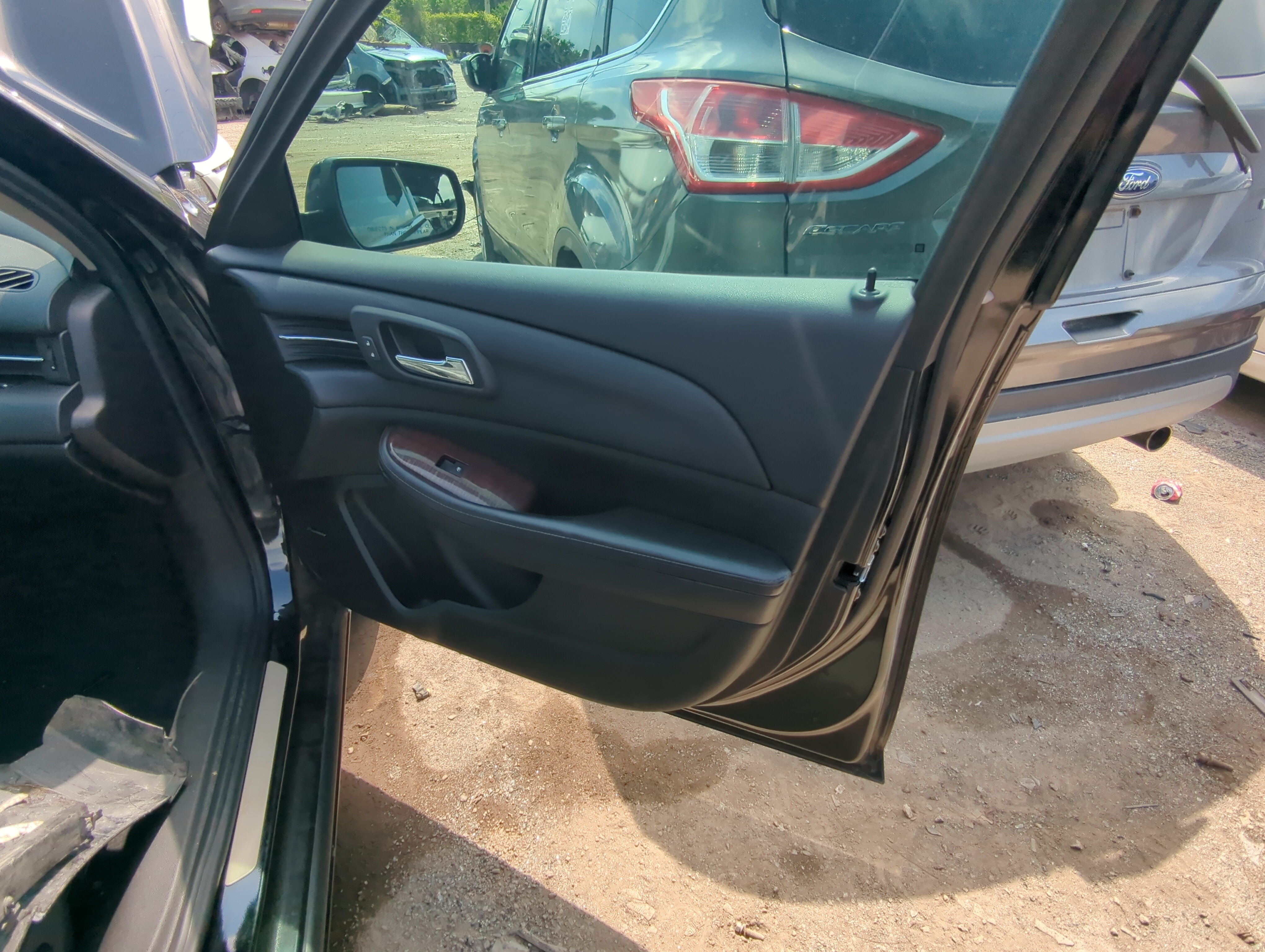 Picture of 2016 Chevrolet Malibu Front Right Passenger Interior Door Panel Trim 1061393