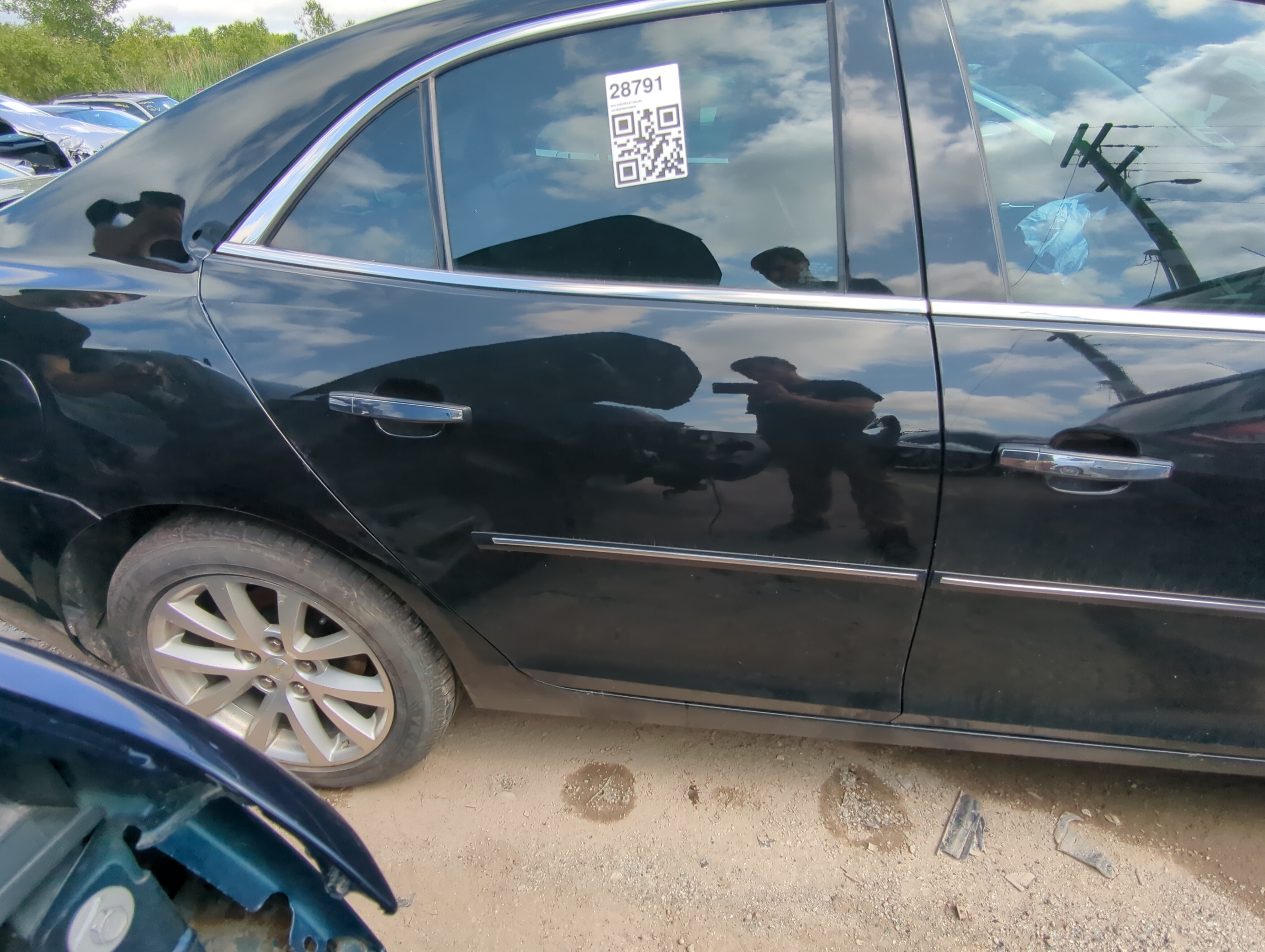 2016-2021 Chevrolet Malibu Passenger Rear Door Oem 1061509 - Oemusedautoparts1.com
