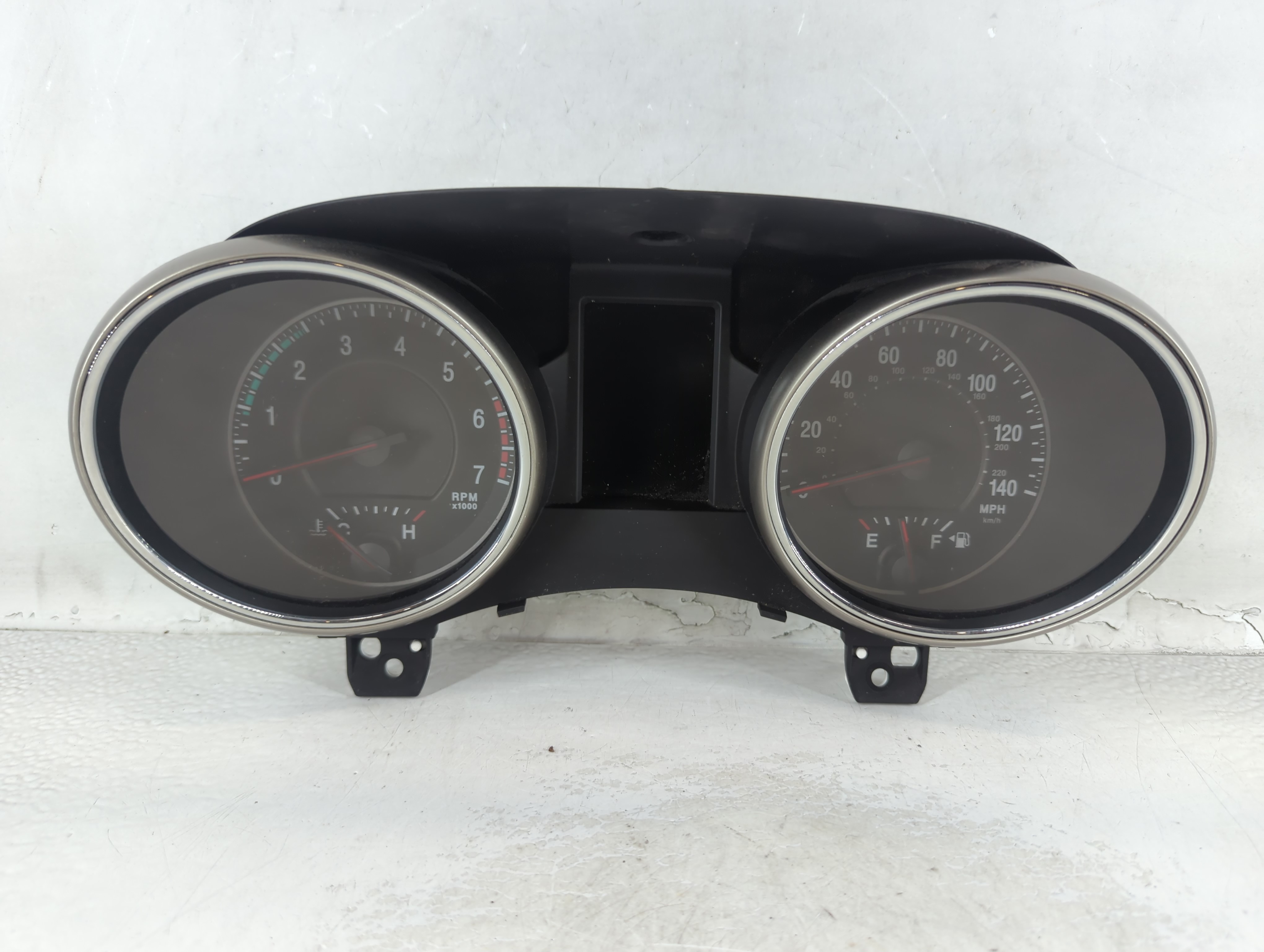 2012-2012 Jeep Grand Cherokee Speedometer Instrument Cluster Gauges 1061923 - Oemusedautoparts1.com