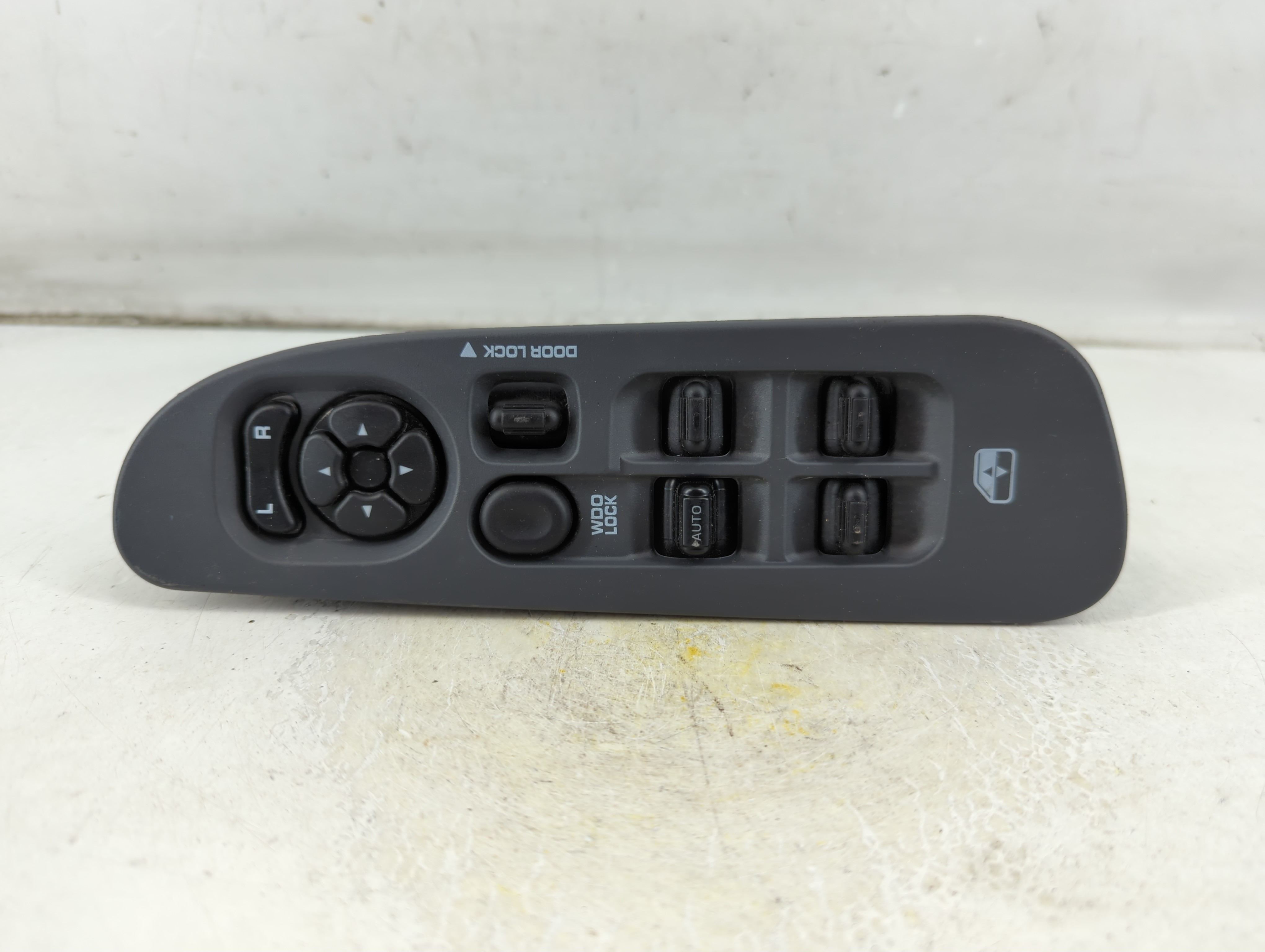 2002-2008 Dodge Ram 1500 Driver Left Door Master Power Window Switch 1061932 - Oemusedautoparts1.com