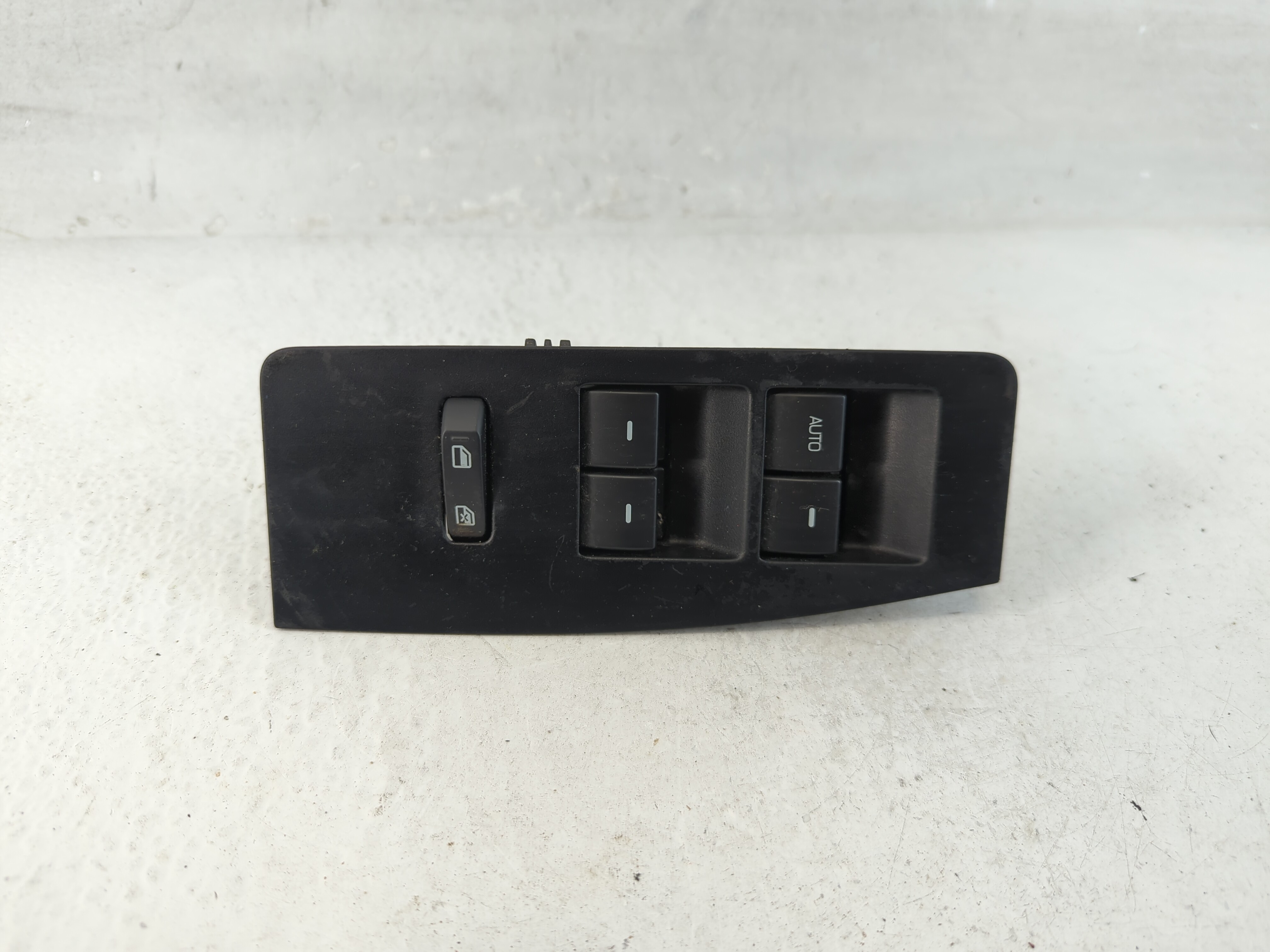 2011-2014 Ford Edge Driver Left Door Master Power Window Switch 1062151 - Oemusedautoparts1.com