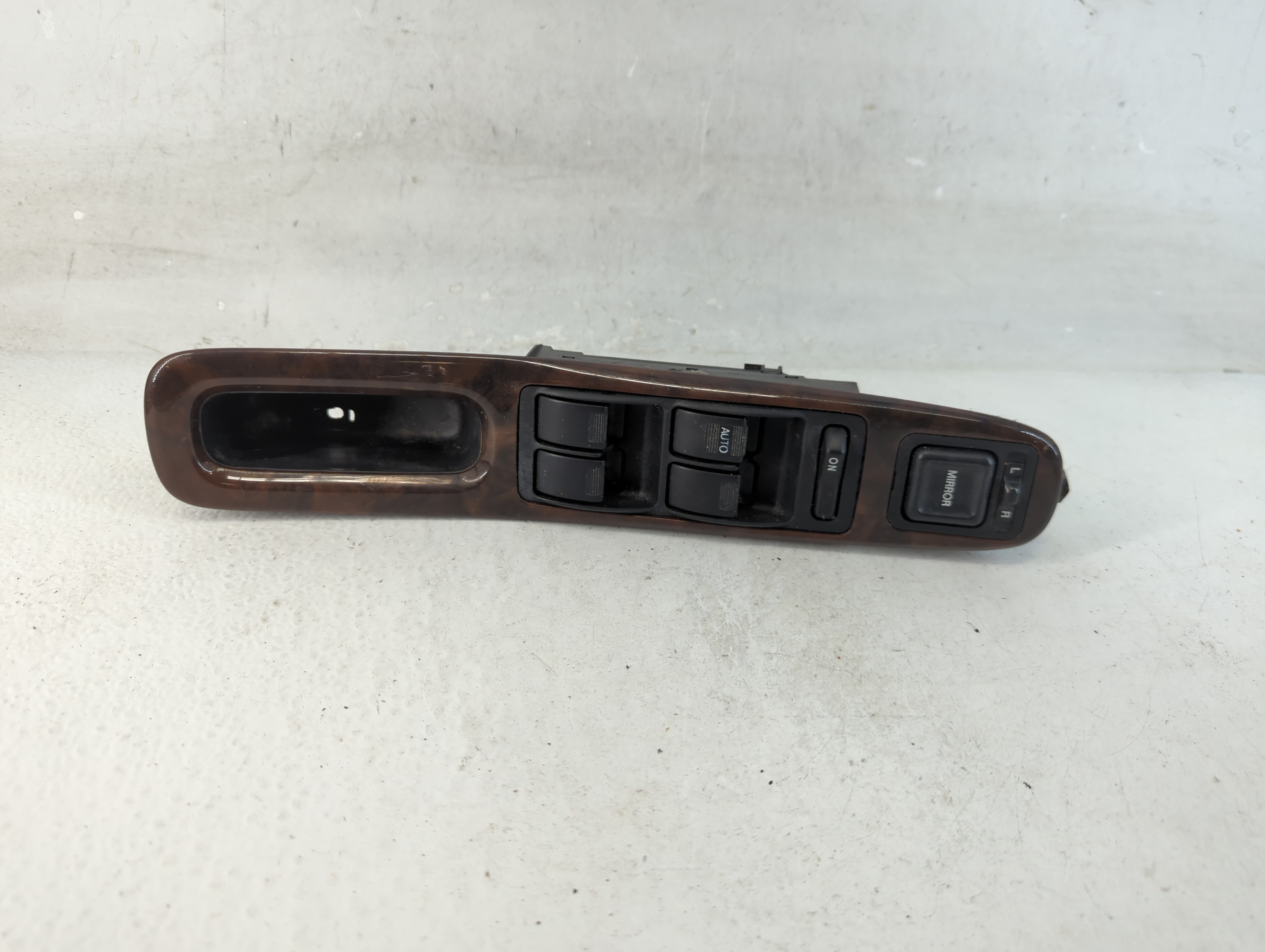 1998-2002 Honda Accord Driver Left Door Master Power Window Switch 1062162 - Oemusedautoparts1.com