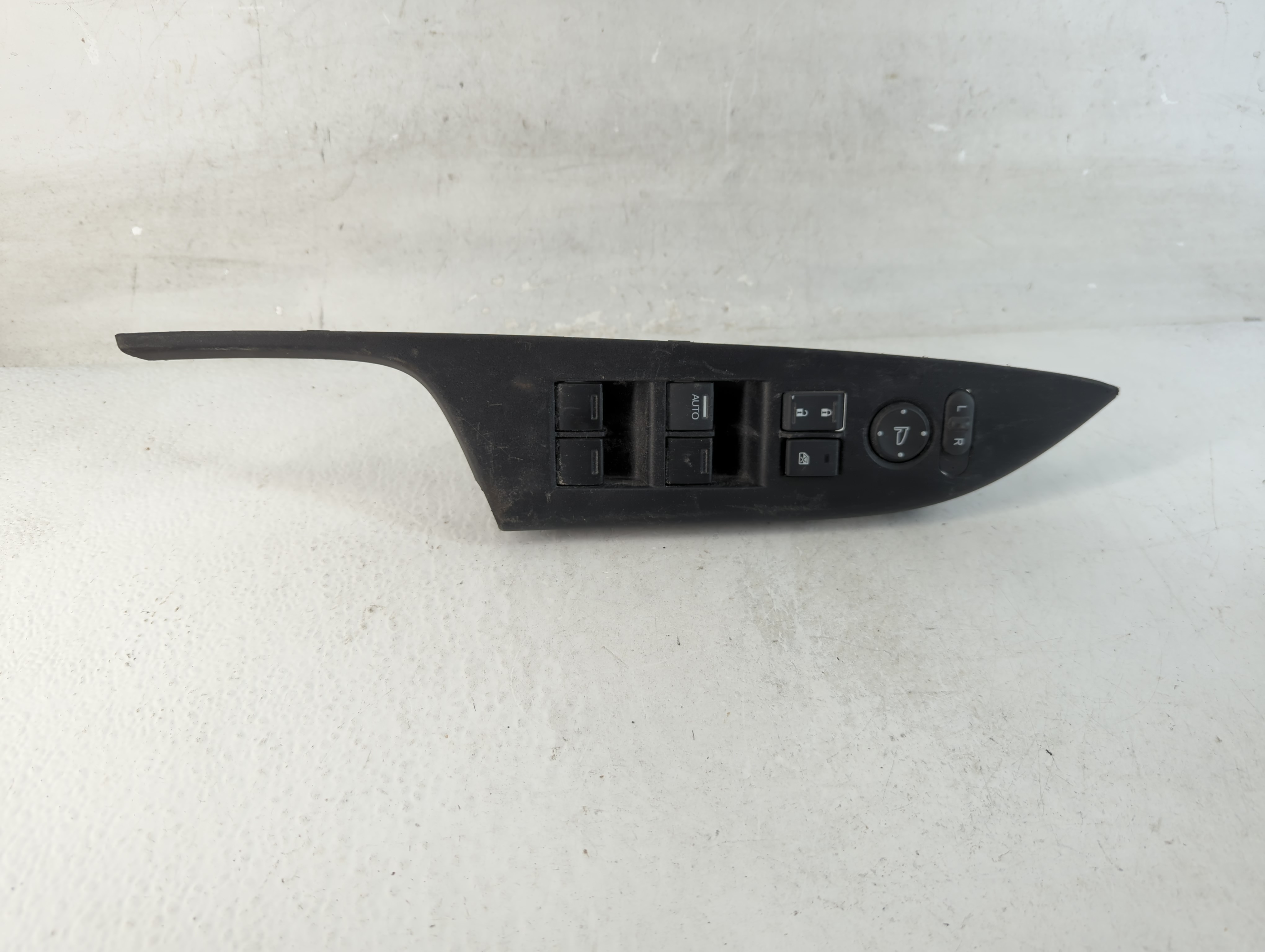 Picture of 2013-2017 Honda Accord Driver Left Door Master Power Window Switch 1062210
