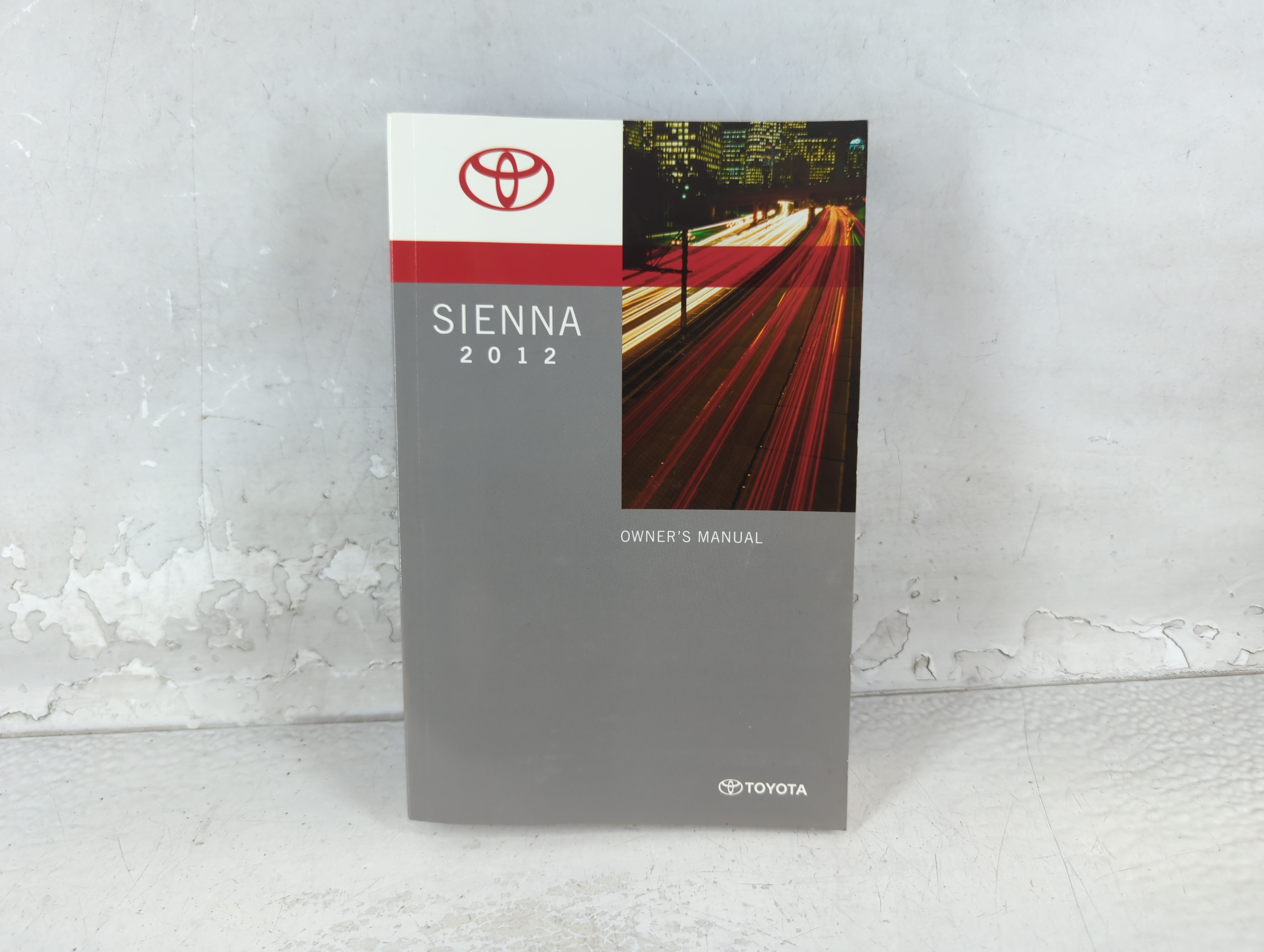 2012 Toyota Sienna Owners Manual Book Guide 1062216 - Oemusedautoparts1.com
