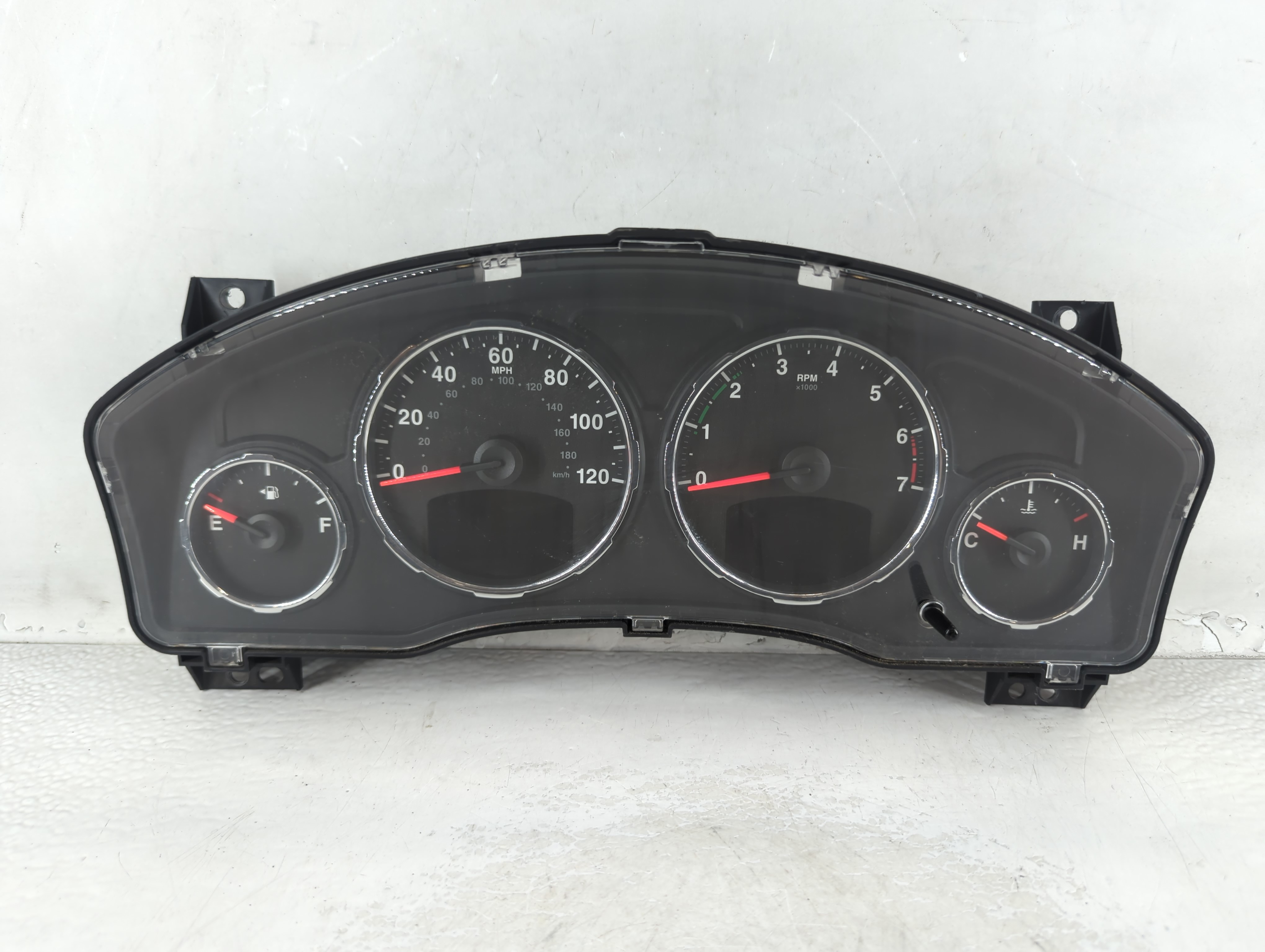 2011-2011 Jeep Liberty Speedometer Instrument Cluster Gauges P05172921ad 1062242 - Oemusedautoparts1.com
