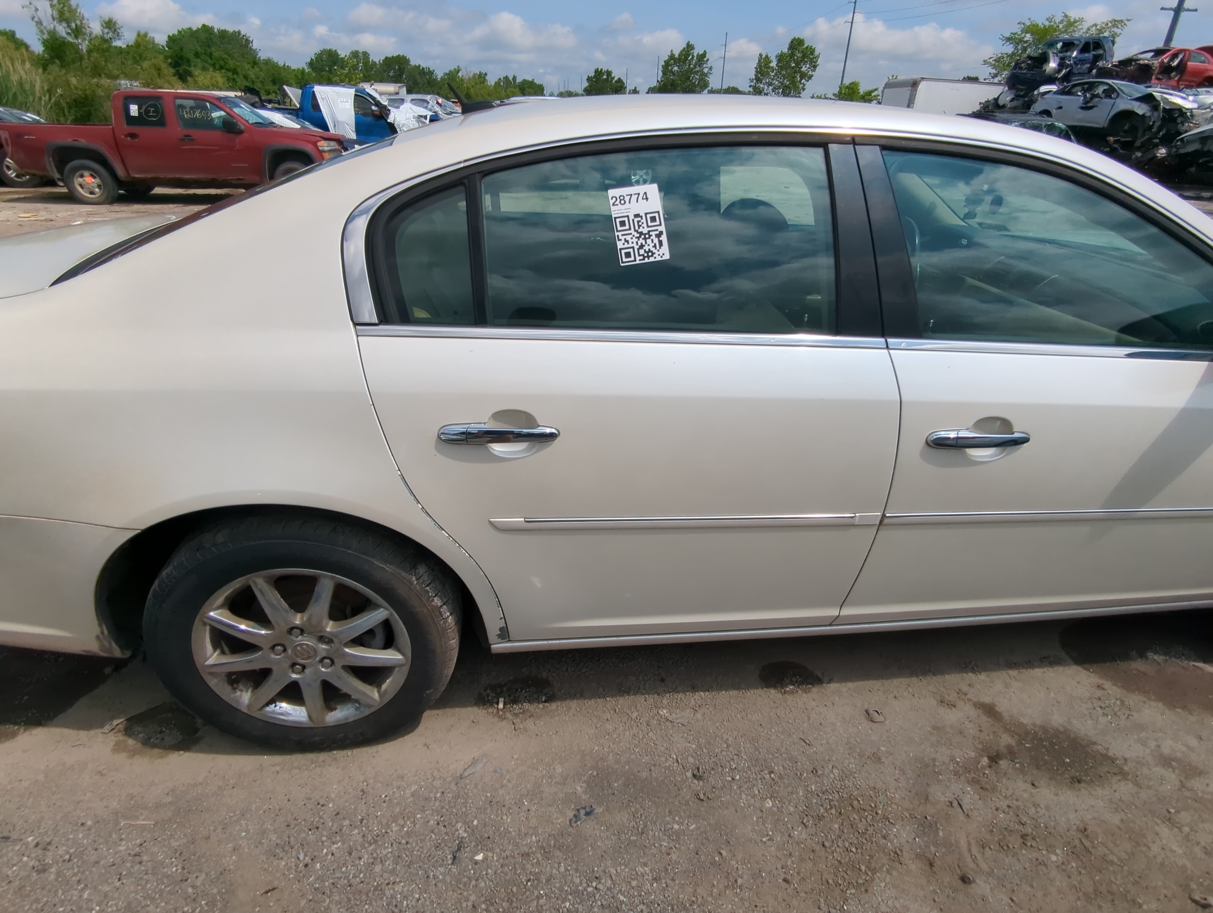Picture of 2006-2011 Buick Lucerne Passenger Rear Door Oem 1062356
