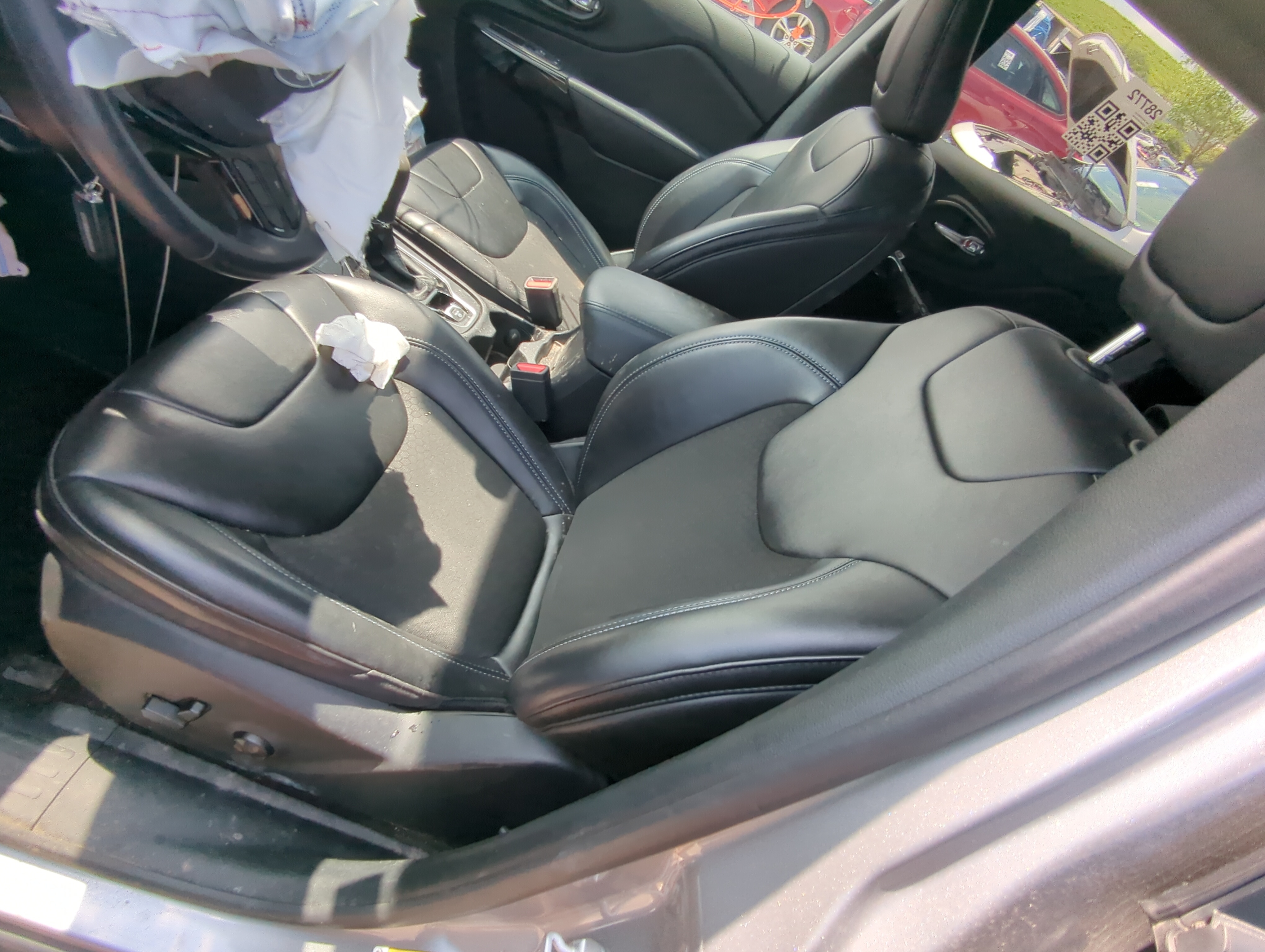 Picture of 2015-2022 Jeep Cherokee Driver Front Seat Oem 1062548