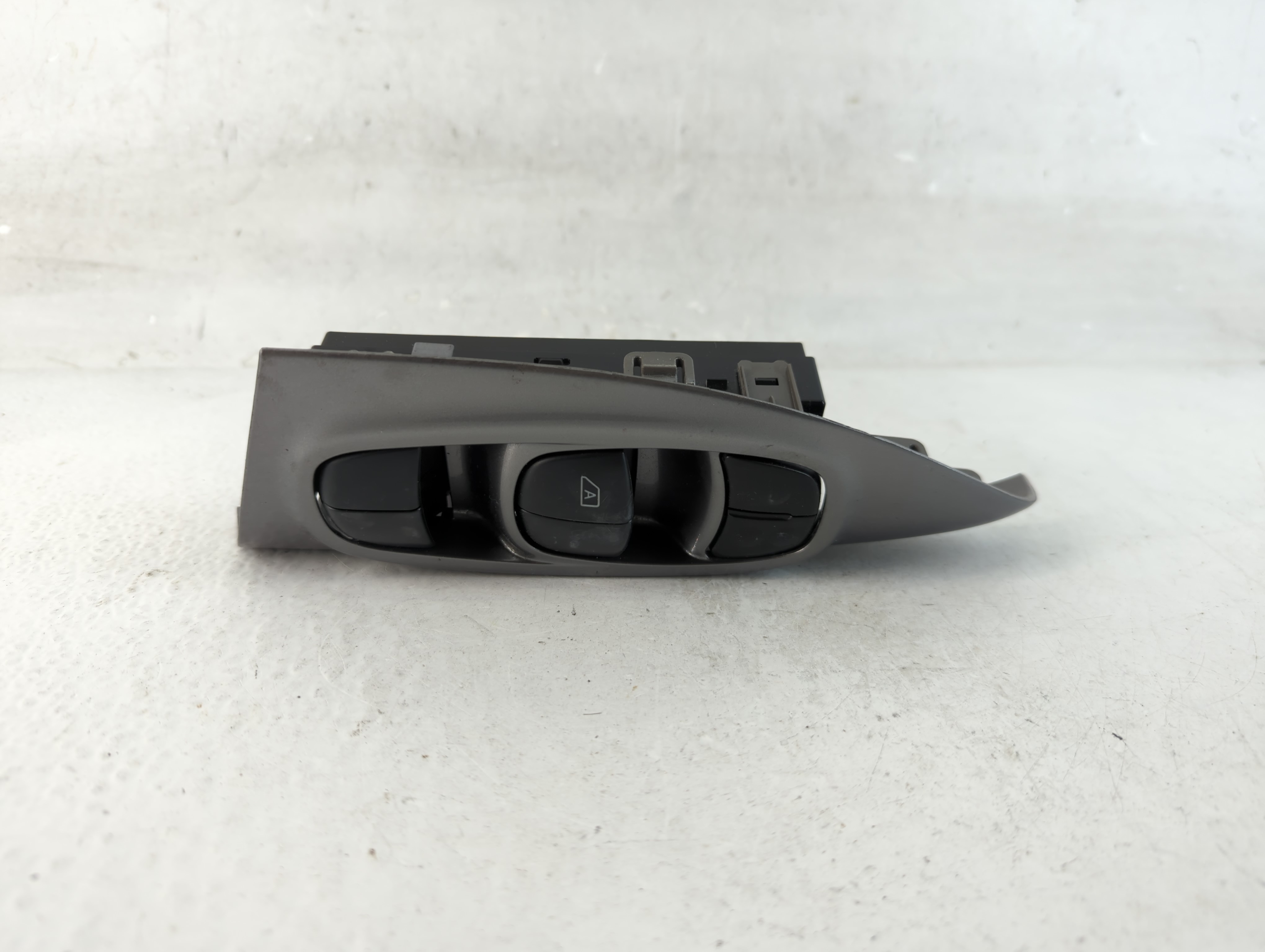 2011-2017 Nissan Juke Driver Left Door Master Power Window Switch 1062576 - Oemusedautoparts1.com