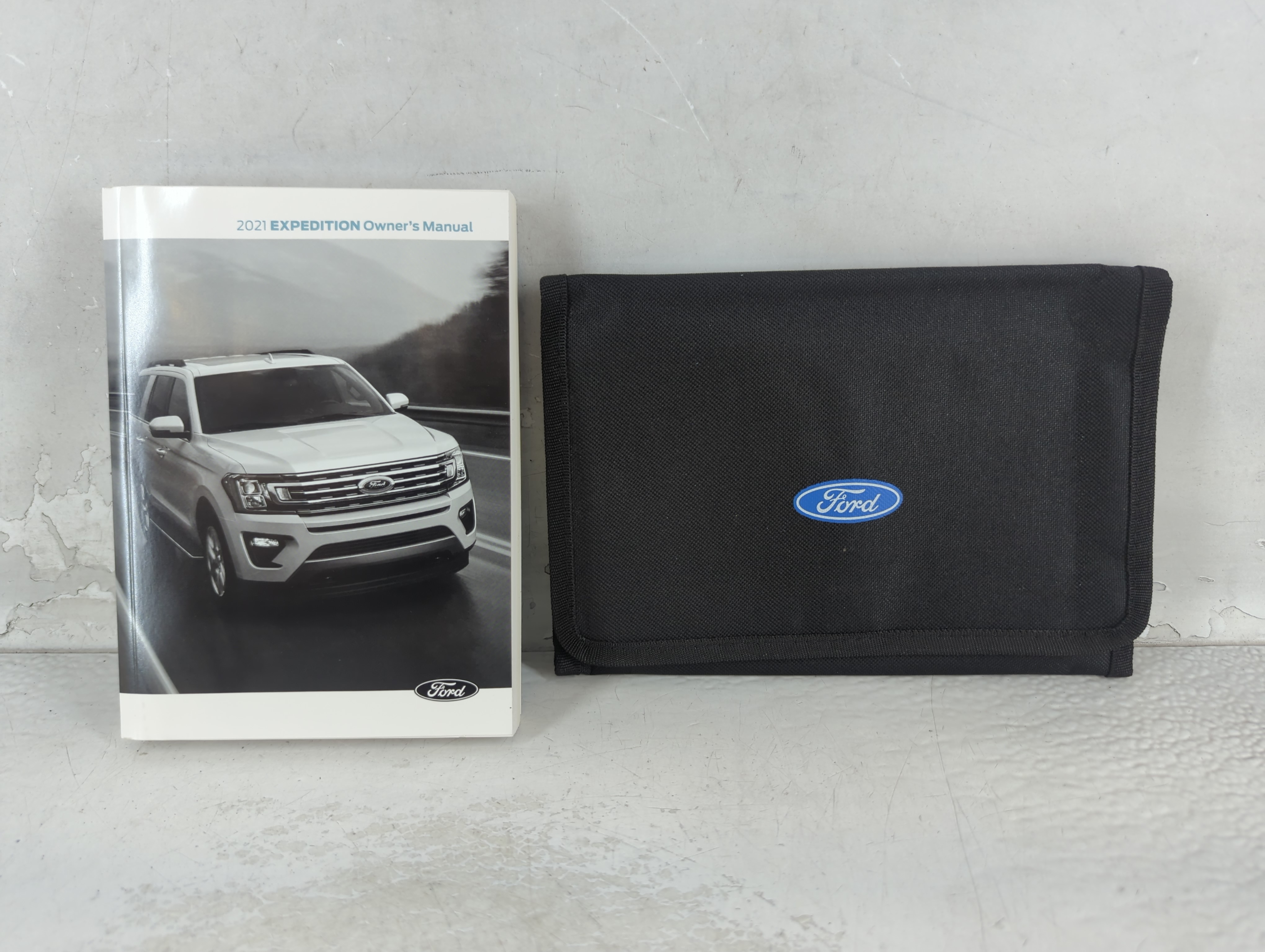 2021 Ford Expedition Owners Manual Book Guide 1062765 - Oemusedautoparts1.com