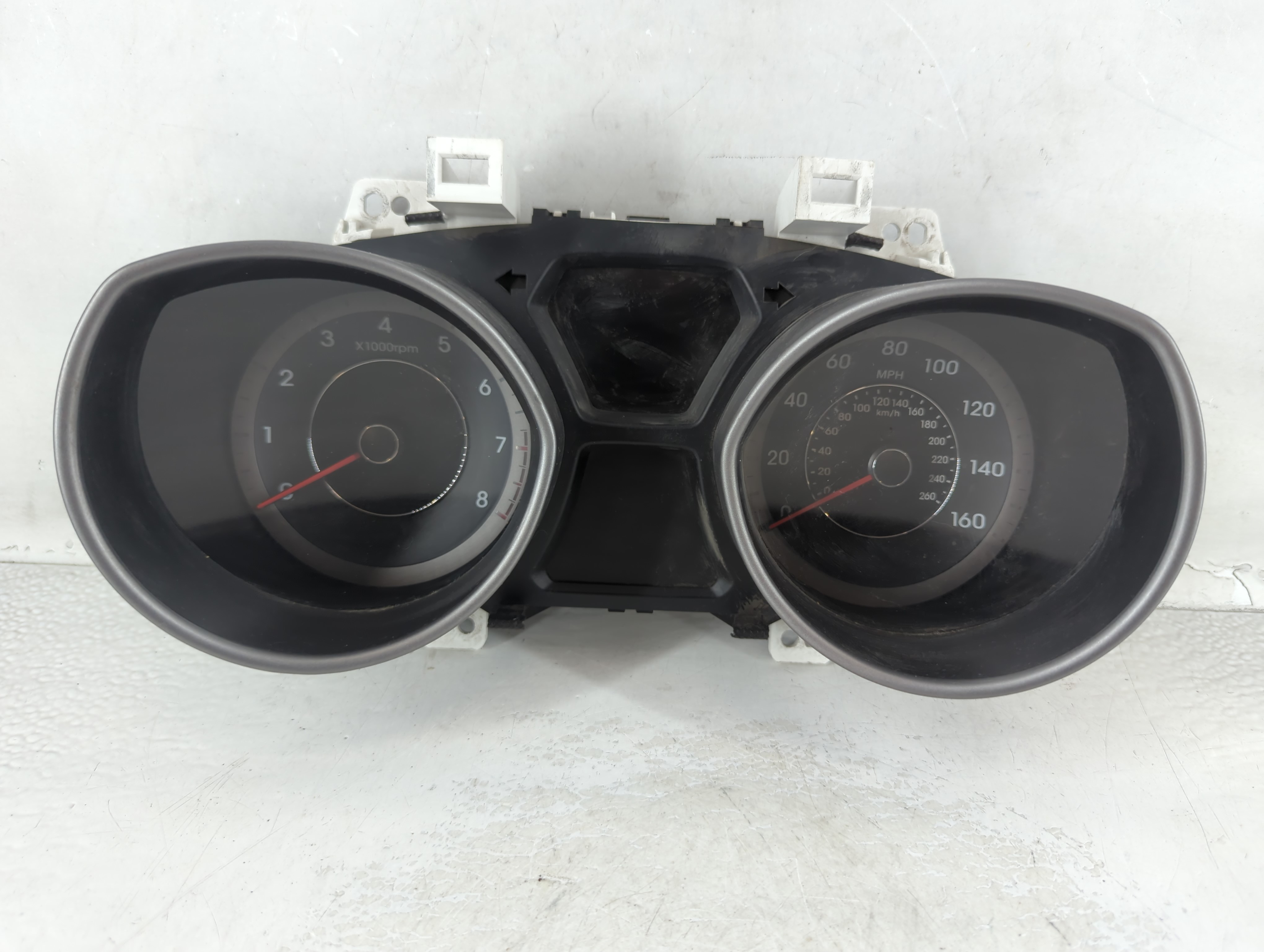 2014-2016 Hyundai Elantra Speedometer Instrument Cluster Gauges 1062778 - Oemusedautoparts1.com