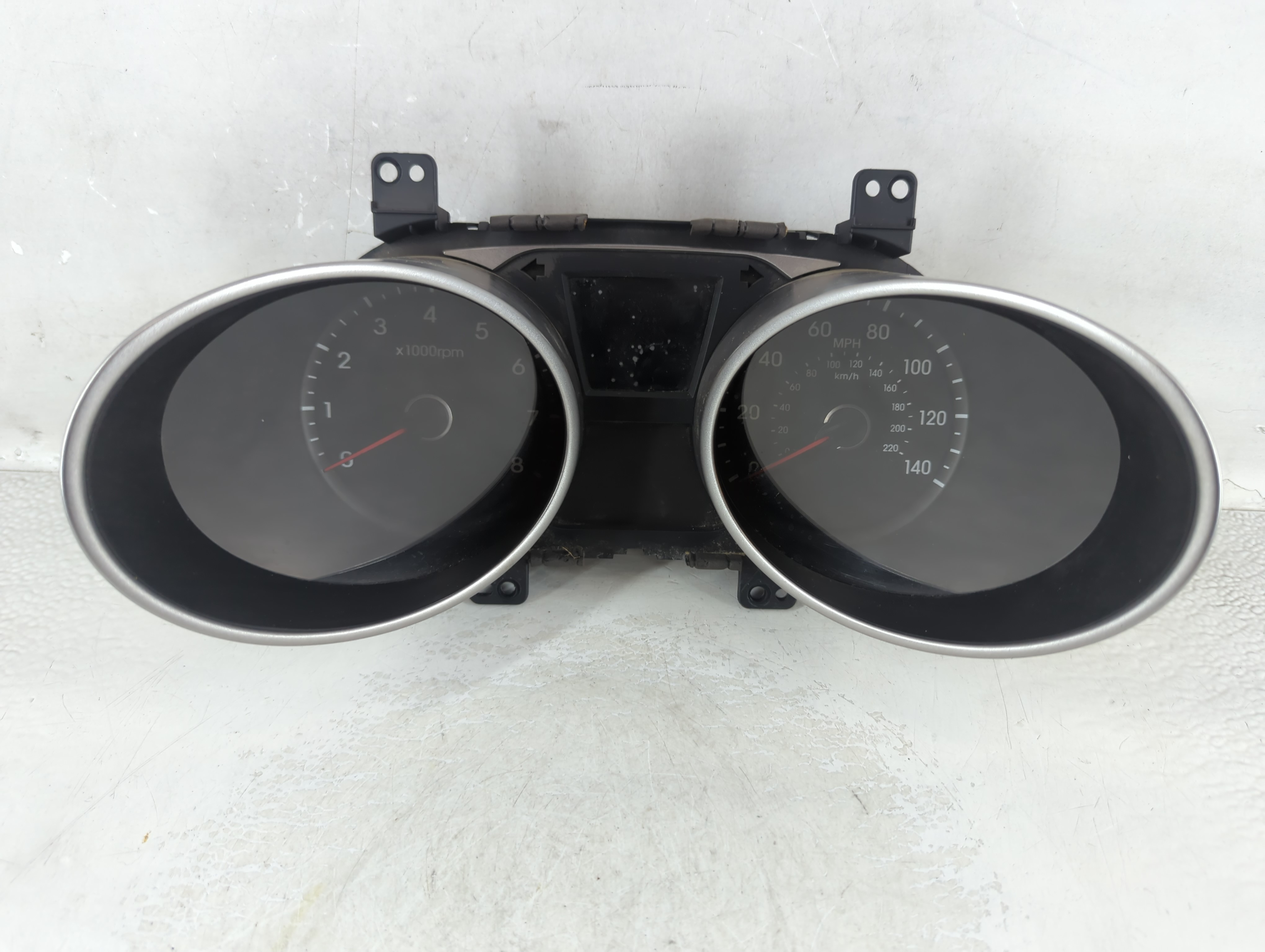 Picture of 2014-2015 Hyundai Tucson Speedometer Instrument Cluster Gauges 1062789
