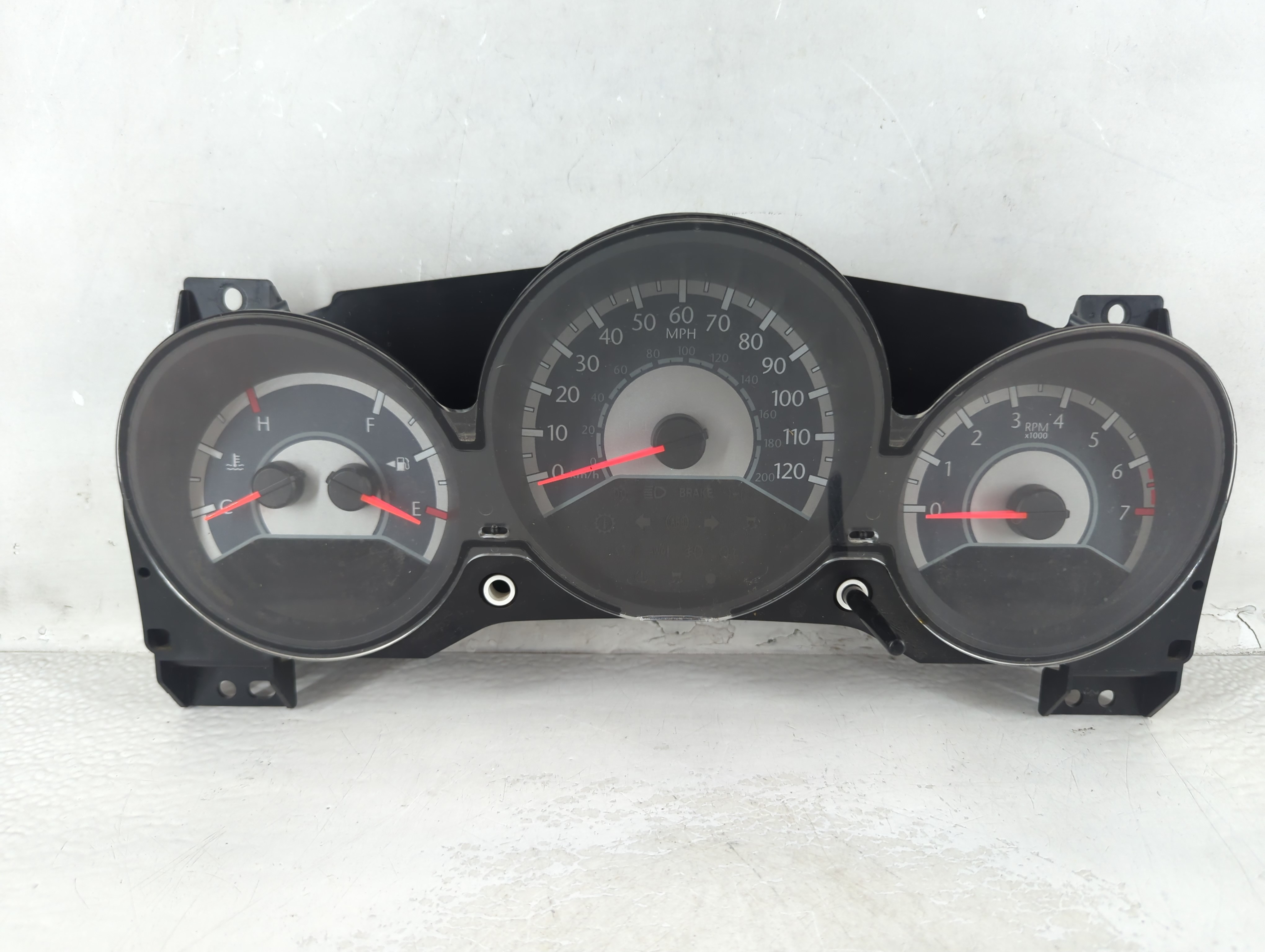 2011-2014 Chrysler 200 Speedometer Instrument Cluster Gauges P56046514ae 1062791 - Oemusedautoparts1.com