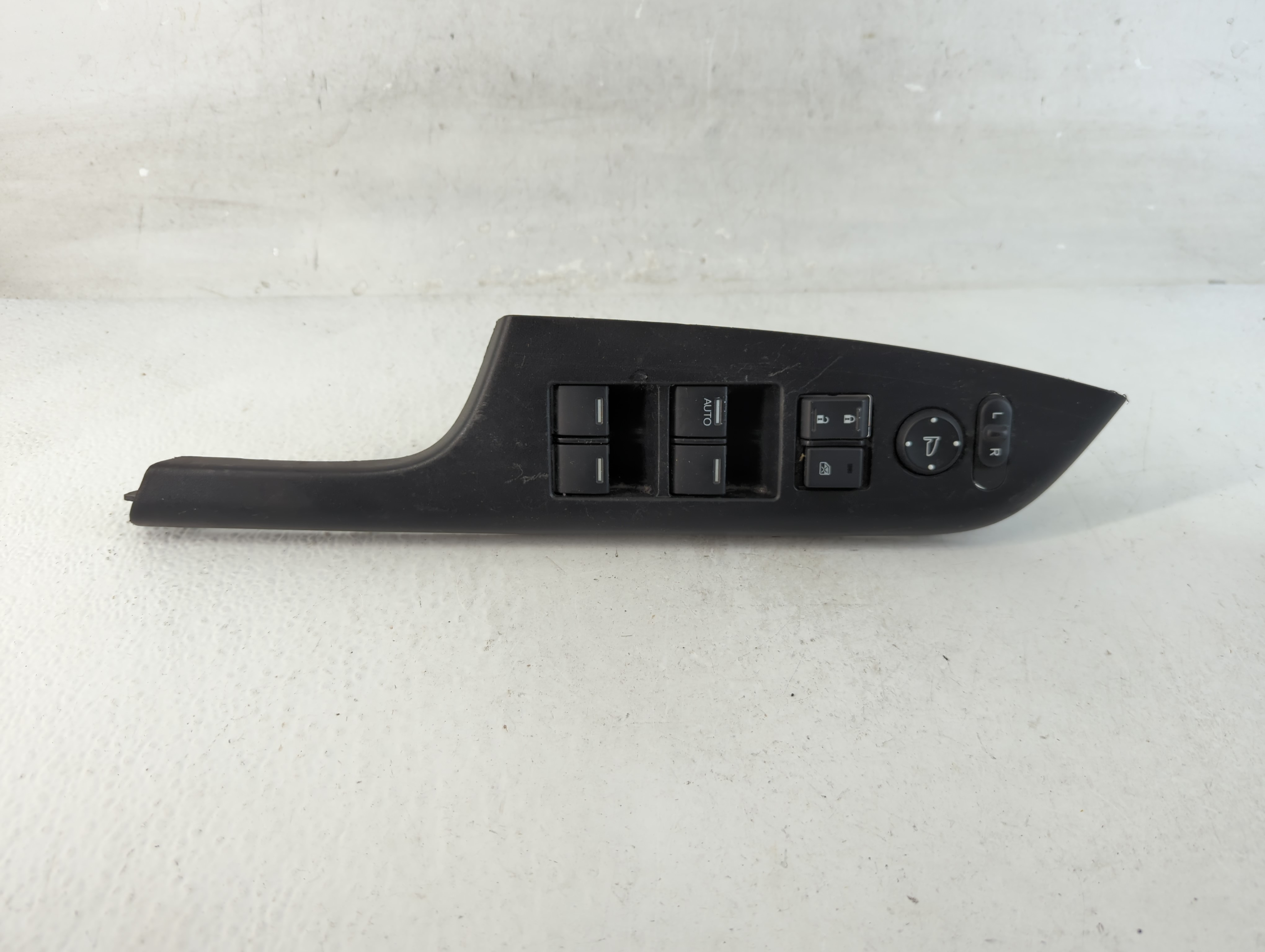 2014-2016 Honda Cr-v Driver Left Door Master Power Window Switch 1062797 - Oemusedautoparts1.com