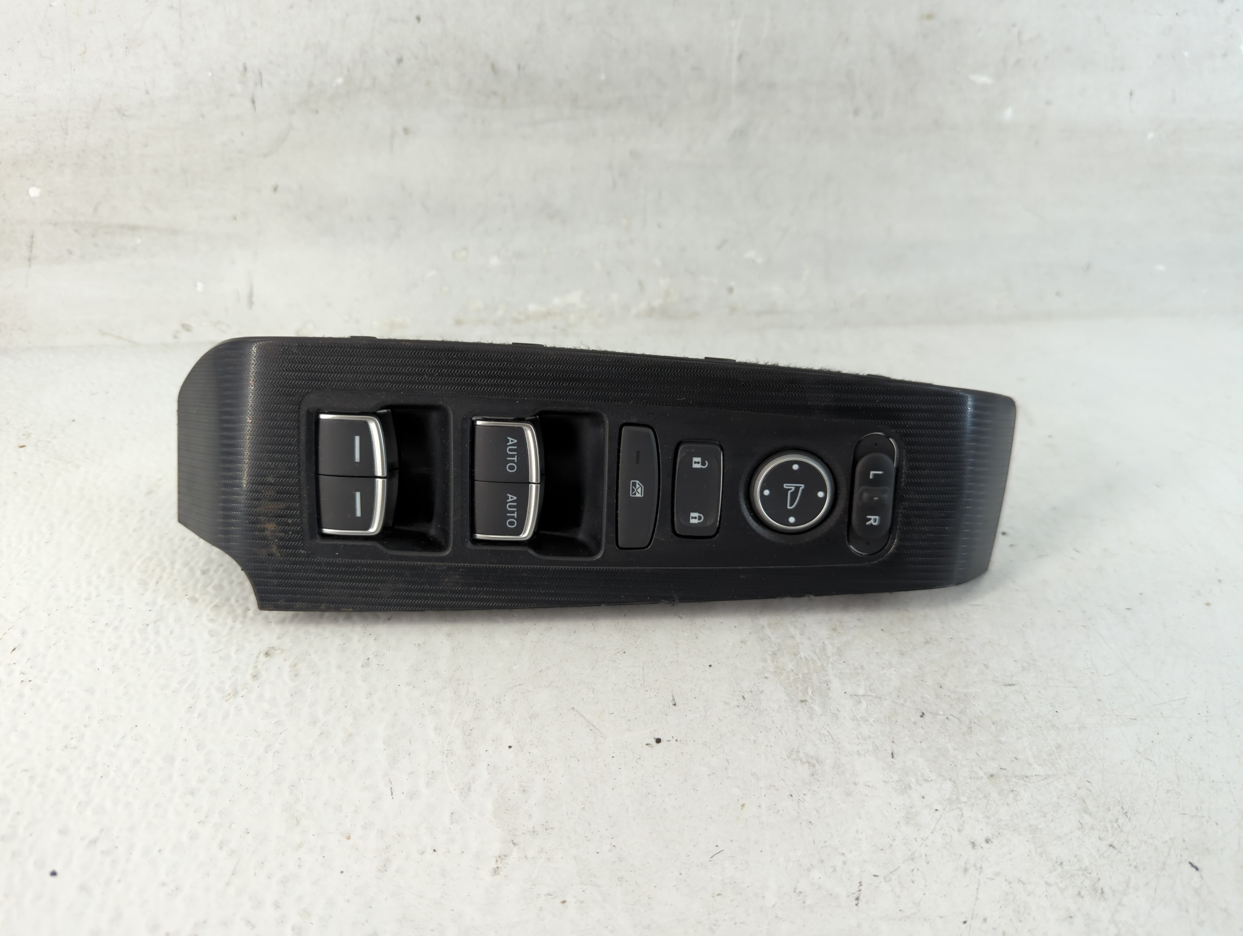 2022-2022 Honda Civic Driver Left Door Master Power Window Switch 1062804 - Oemusedautoparts1.com