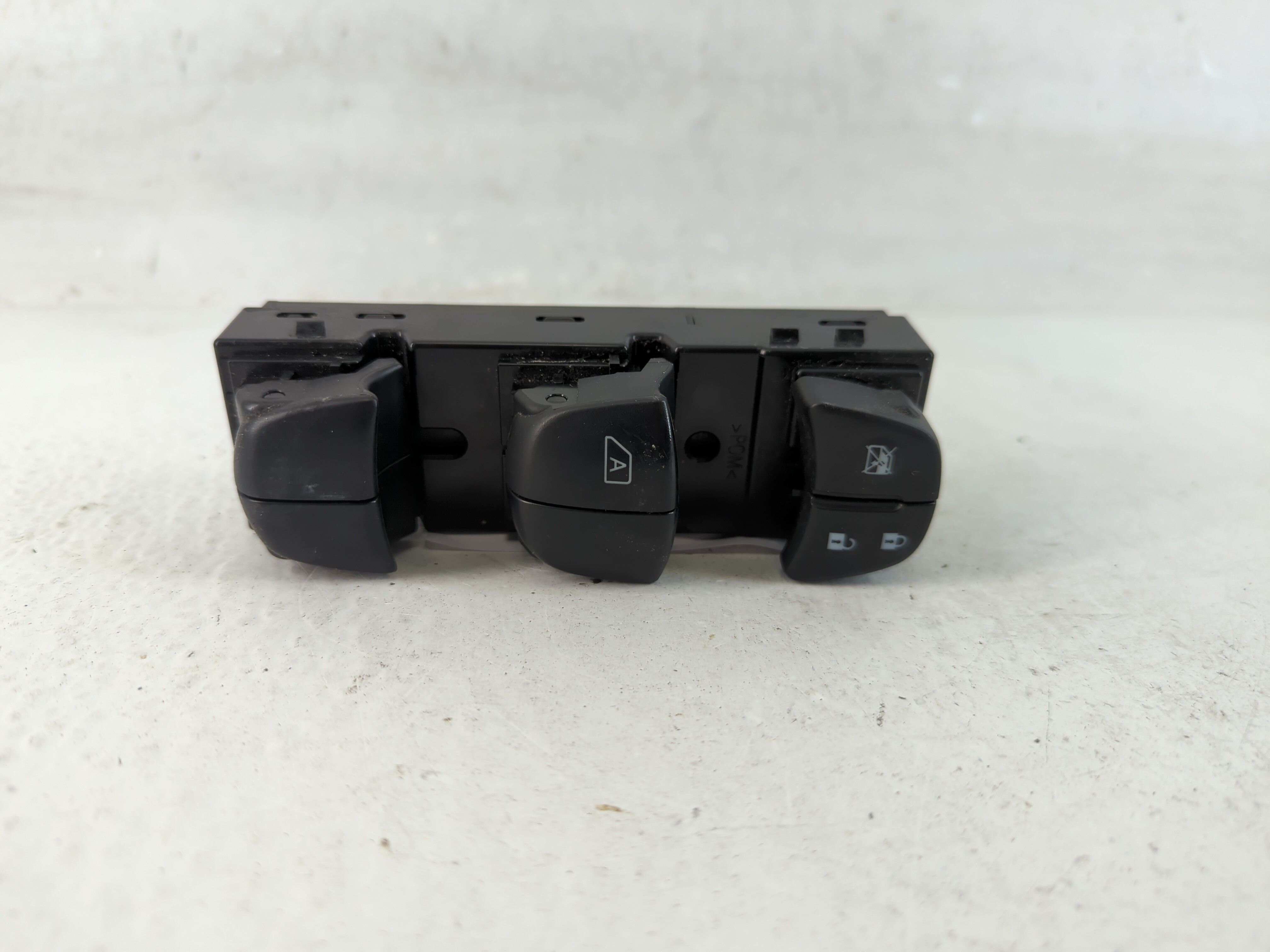 2017-2022 Nissan Rogue Sport Driver Left Door Master Power Window Switch 1062807 - Oemusedautoparts1.com