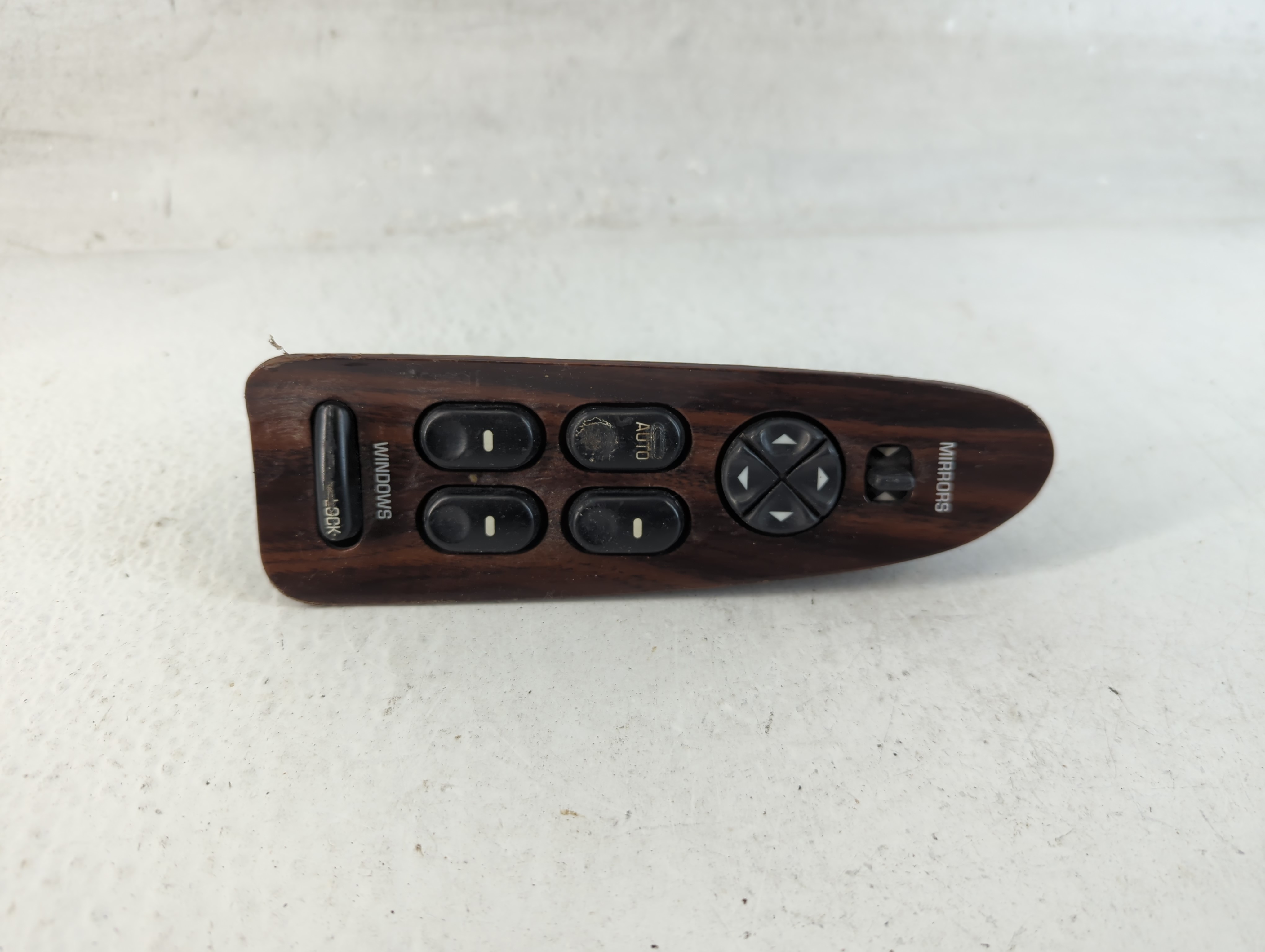 1997-2004 Buick Regal Driver Left Door Master Power Window Switch 1062835 - Oemusedautoparts1.com