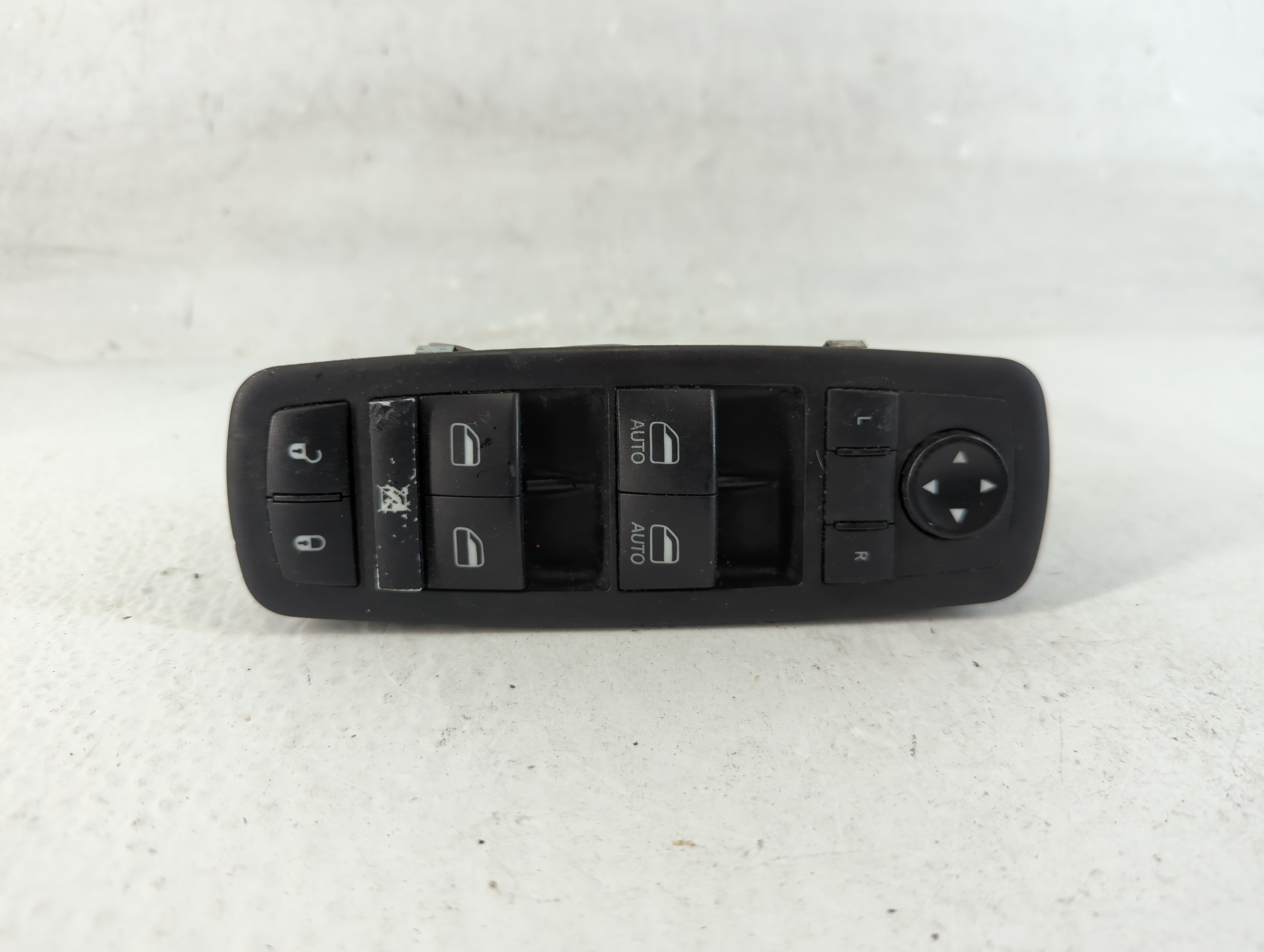 2016 Chrysler 300 Driver Left Door Master Power Window Switch 68262253ac 1062893 - Oemusedautoparts1.com