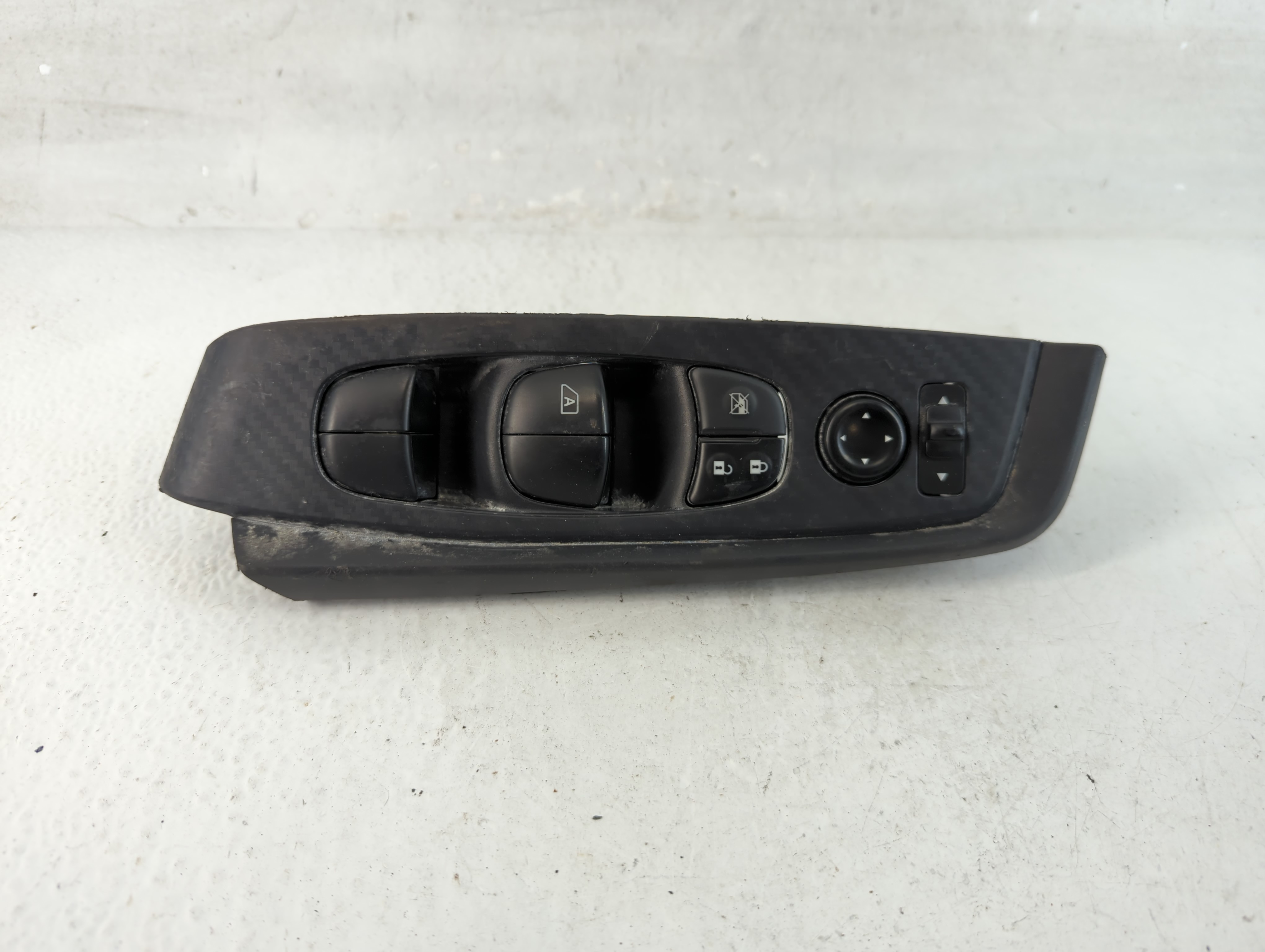 2020-2022 Nissan Sentra Driver Left Door Master Power Window Switch 1062946 - Oemusedautoparts1.com