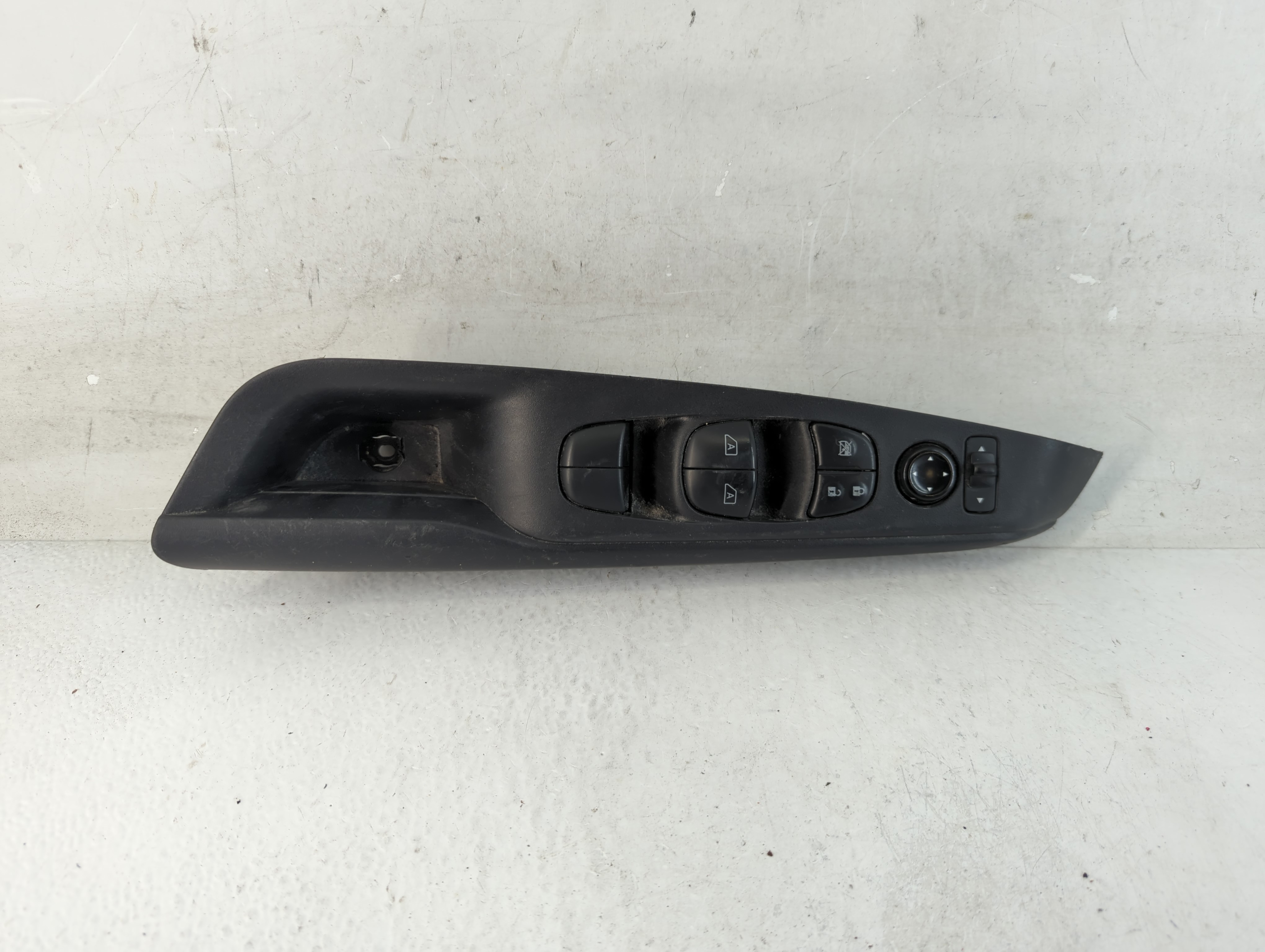 2018-2021 Nissan Kicks Driver Left Door Master Power Window Switch 1062978 - Oemusedautoparts1.com