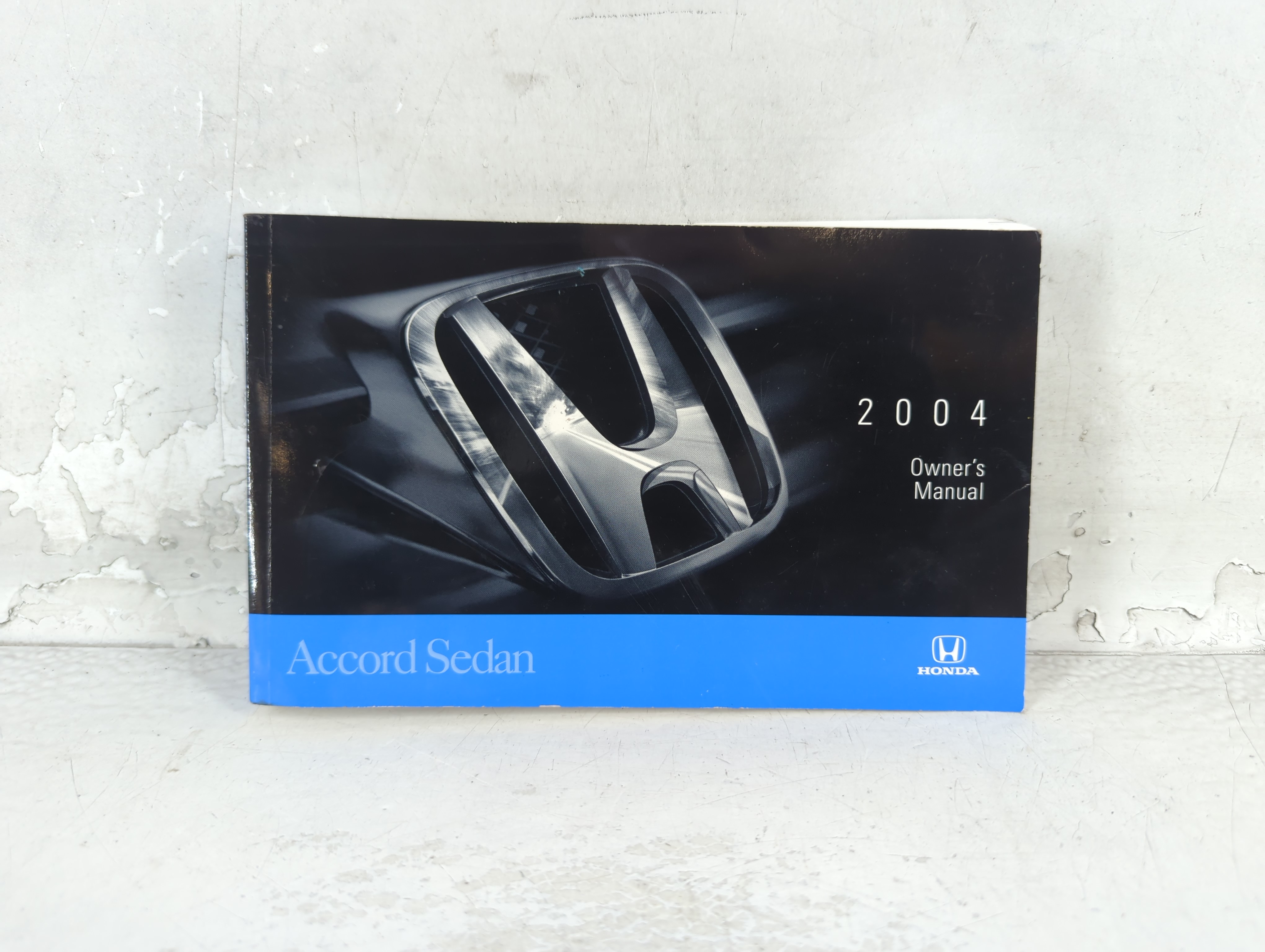 Picture of 2004 Honda Accord Owners Manual Book Guide 1062998