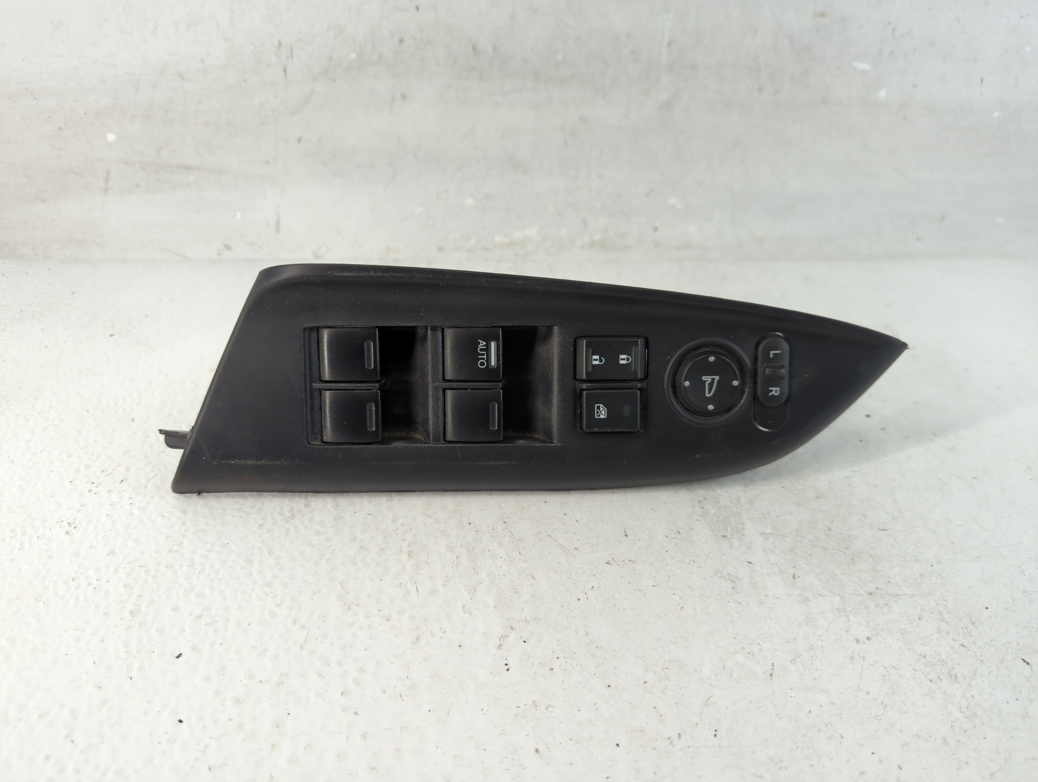 2015-2020 Honda Fit Driver Left Door Master Power Window Switch T5a E010 1063013 - Oemusedautoparts1.com
