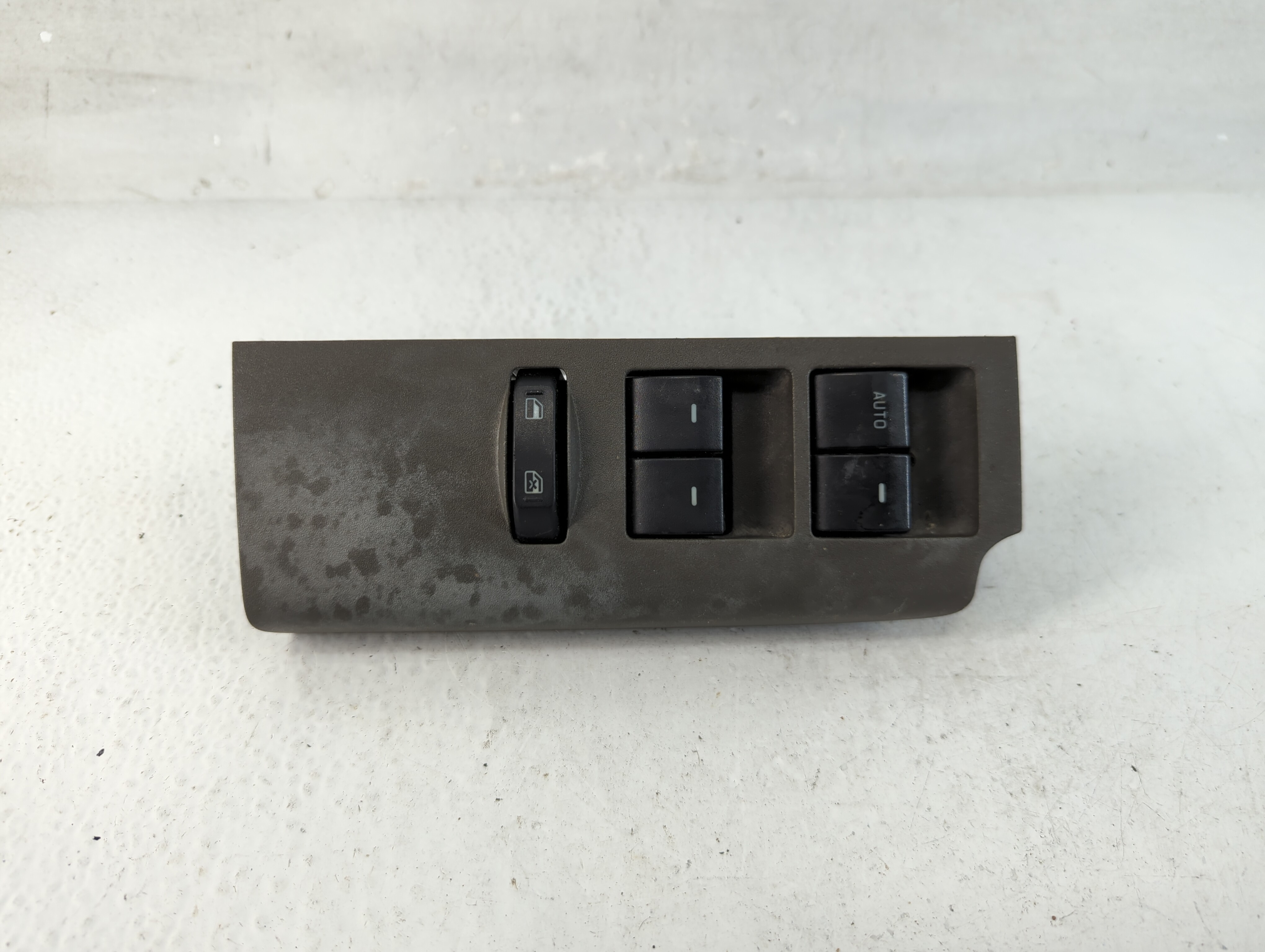 2008 Ford F-250 Super Duty Driver Left Door Master Power Window Switch 1063221 - Oemusedautoparts1.com