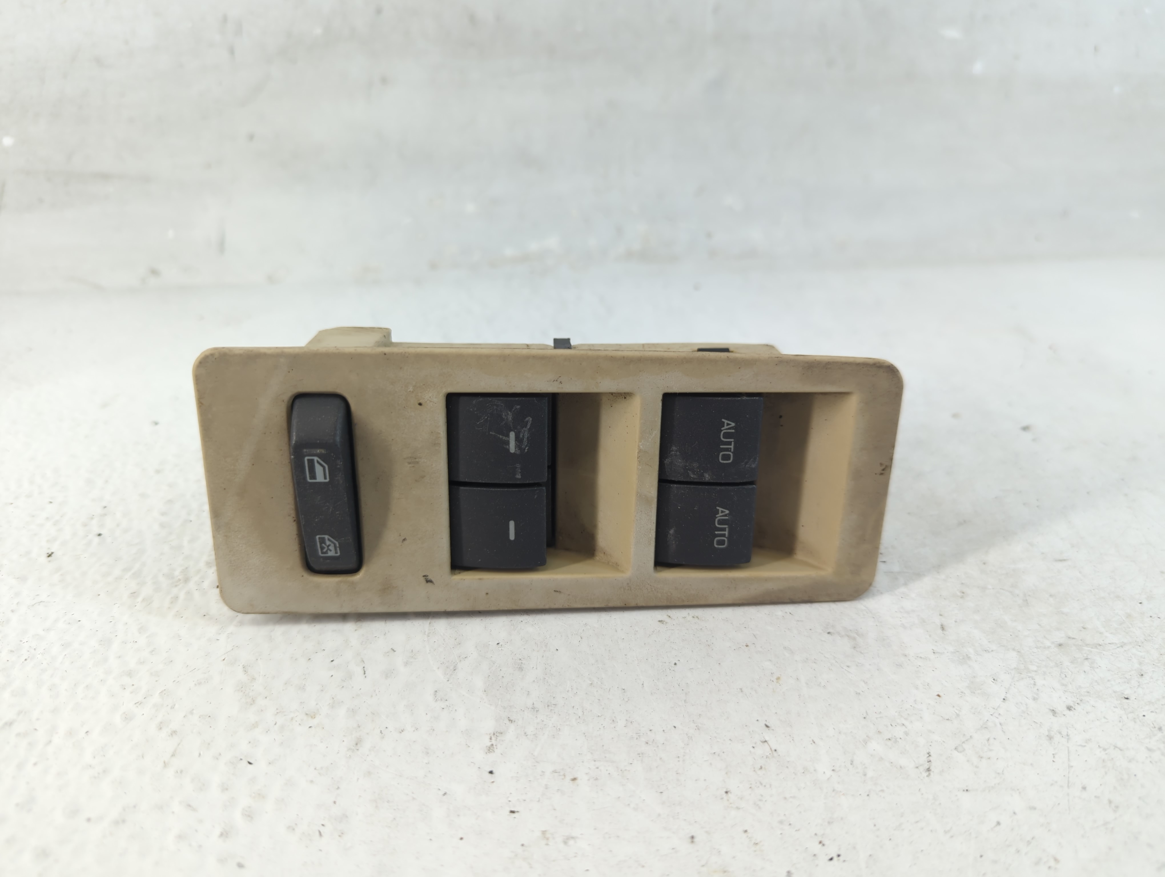 2010-2012 Lincoln Mkz Driver Left Door Master Power Window Switch 1063222 - Oemusedautoparts1.com