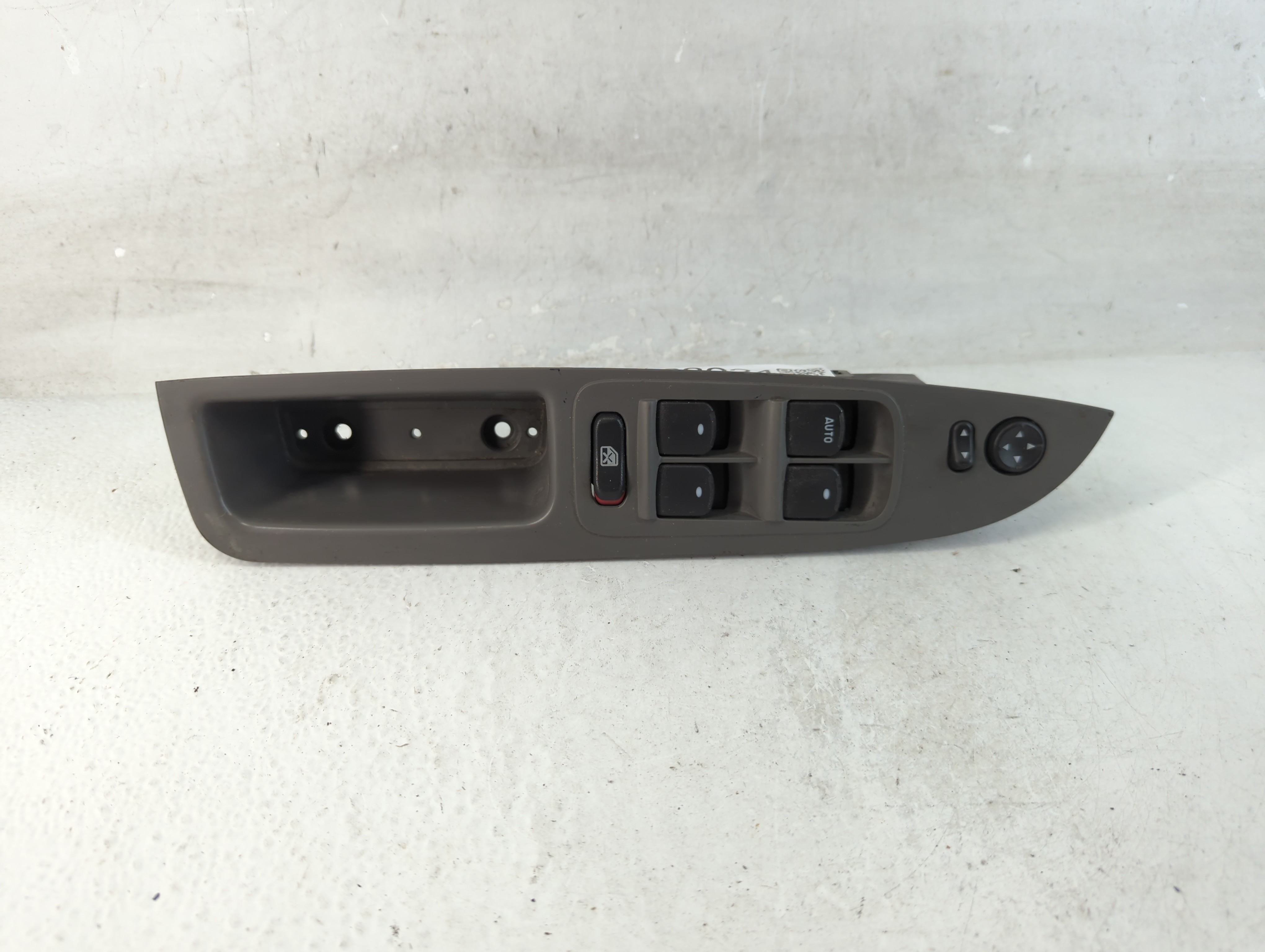 2010-2012 Chevrolet Malibu Driver Left Door Master Power Window Switch 1063224 - Oemusedautoparts1.com