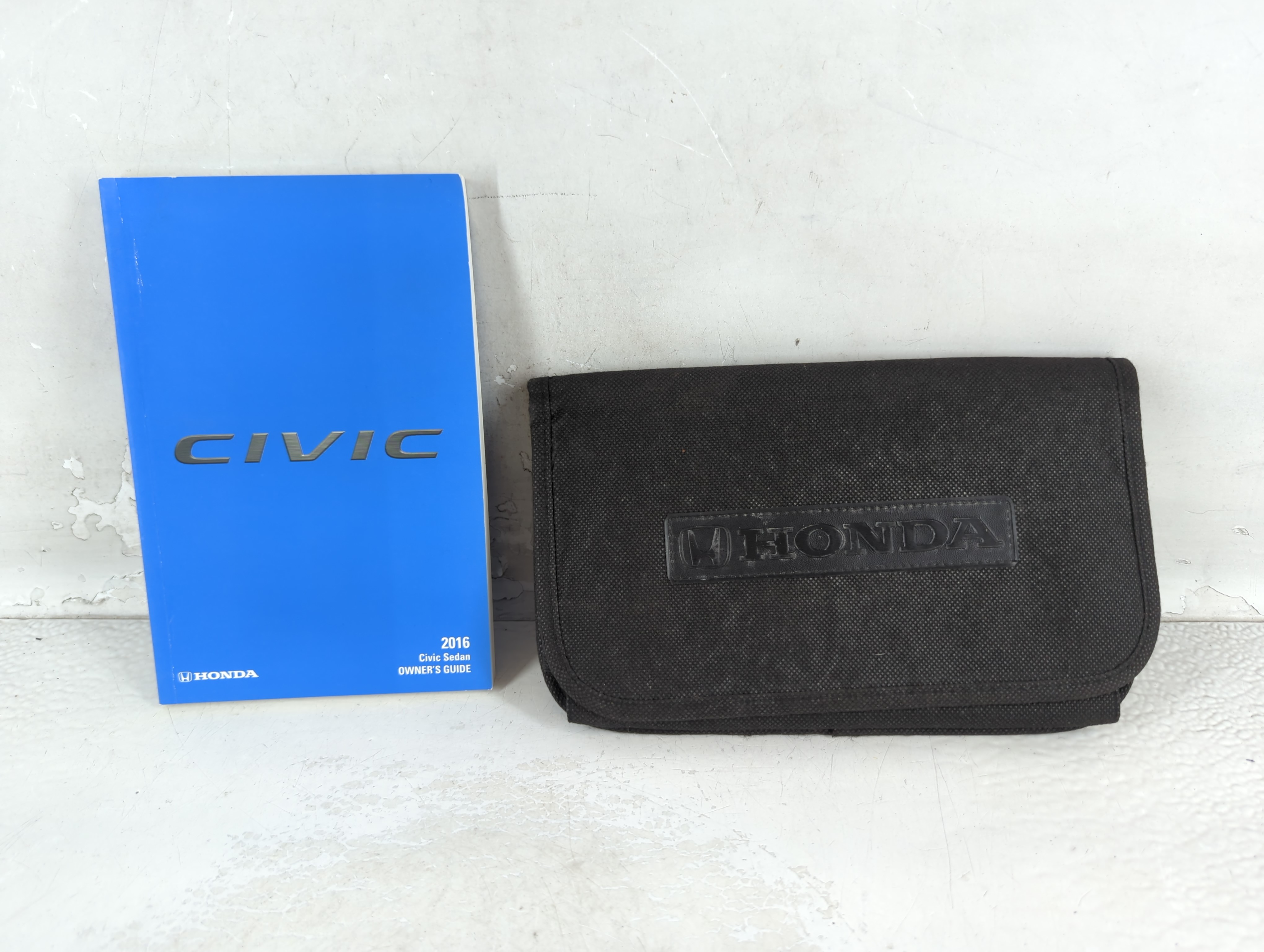 2016 Honda Civic Owners Manual Book Guide 1063274 - Oemusedautoparts1.com