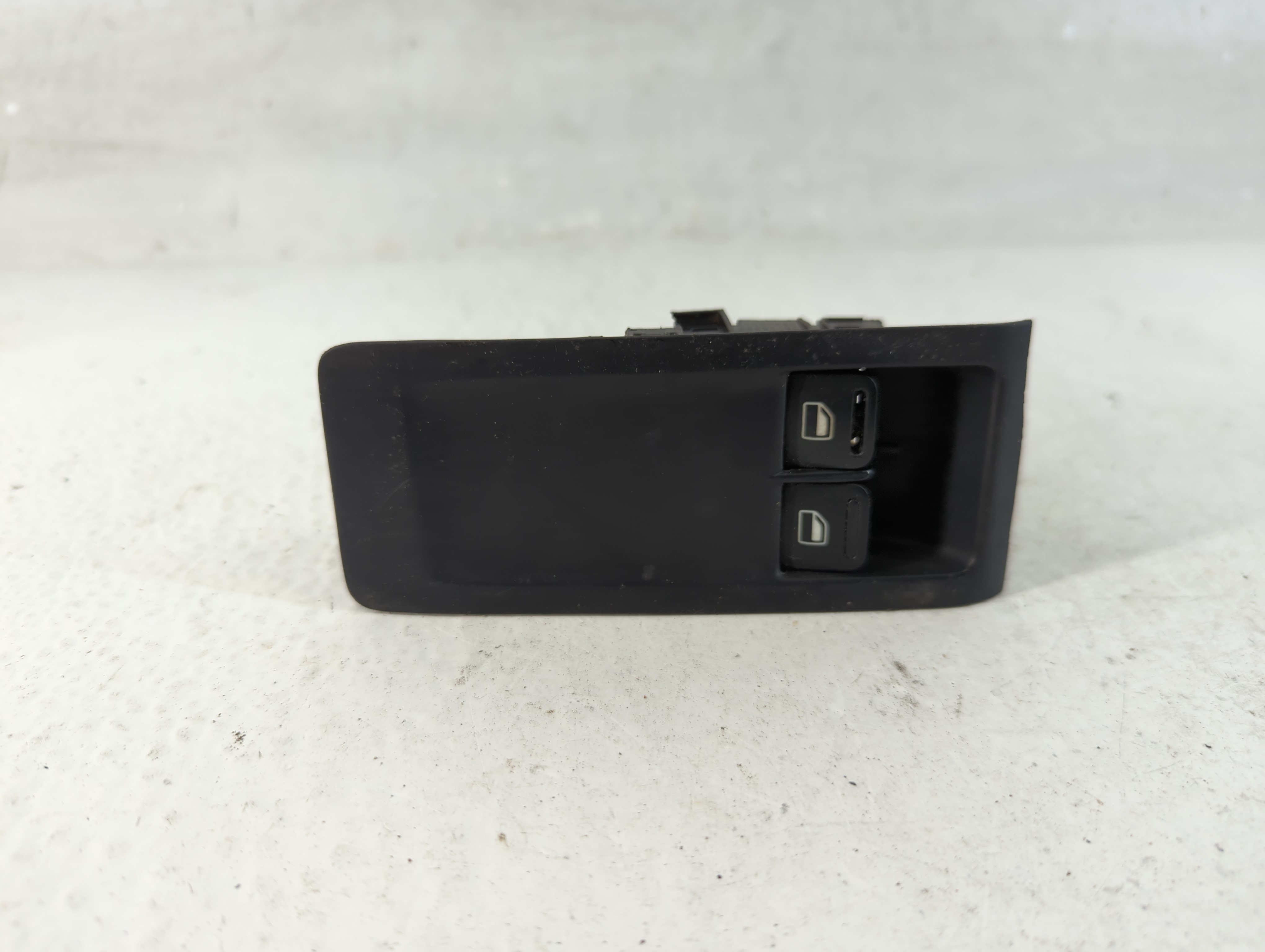 2012-2019 Volkswagen Beetle Driver Left Door Master Power Window Switch 1063288 - Oemusedautoparts1.com