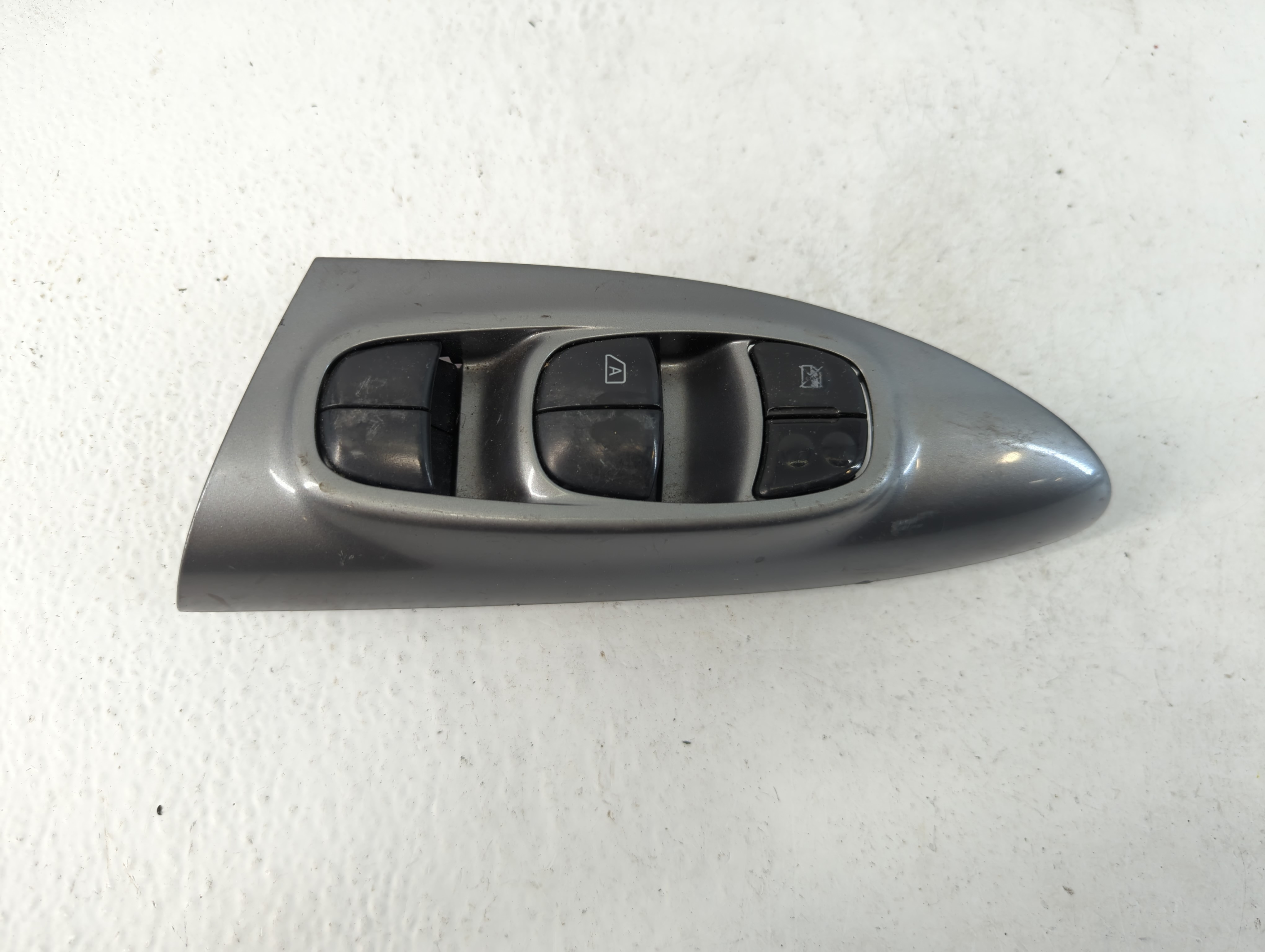 2011-2017 Nissan Juke Driver Left Door Master Power Window Switch 1063291 - Oemusedautoparts1.com