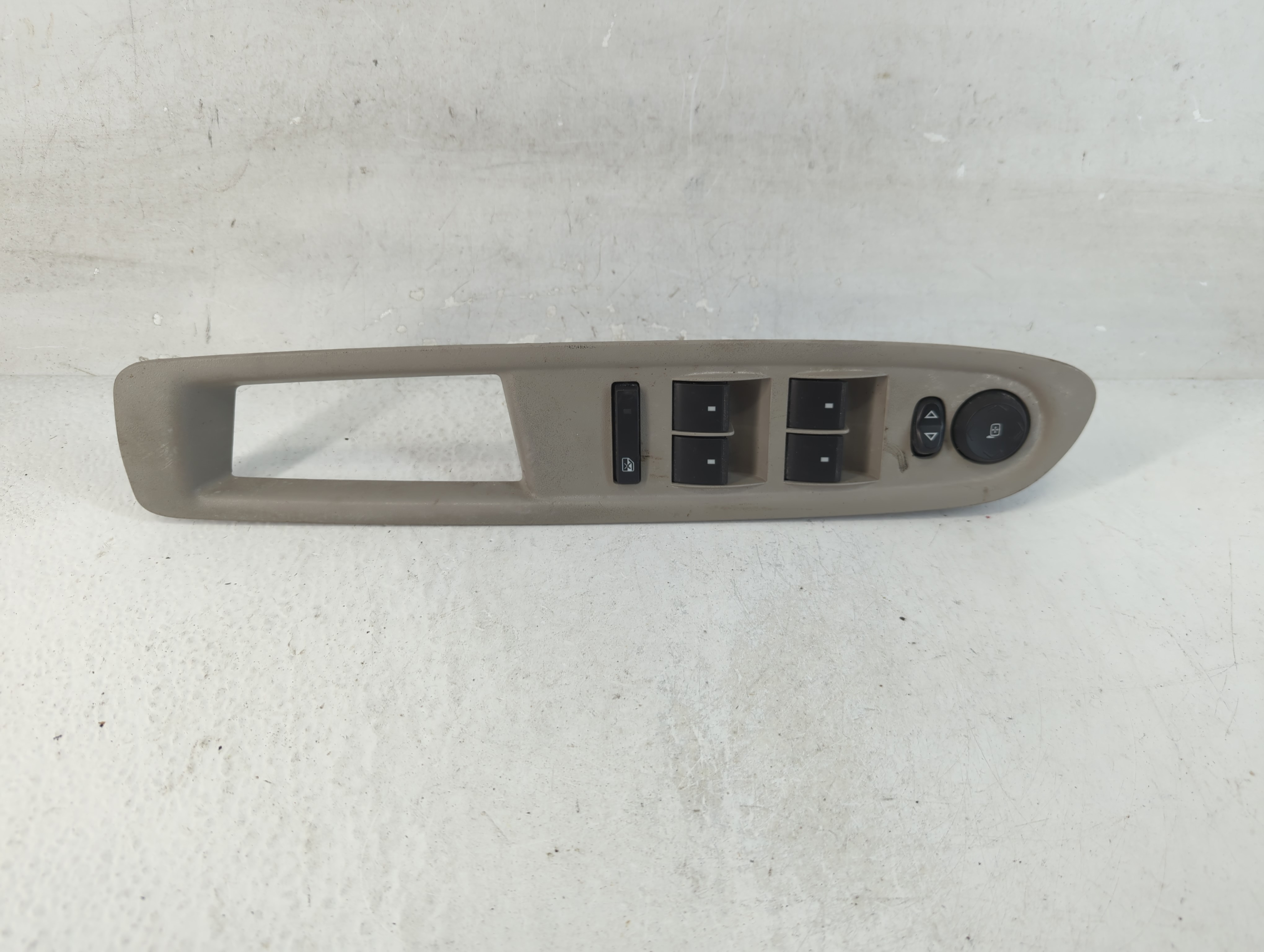 2009-2017 Chevrolet Traverse Driver Left Door Master Power Window Switch 1063313 - Oemusedautoparts1.com