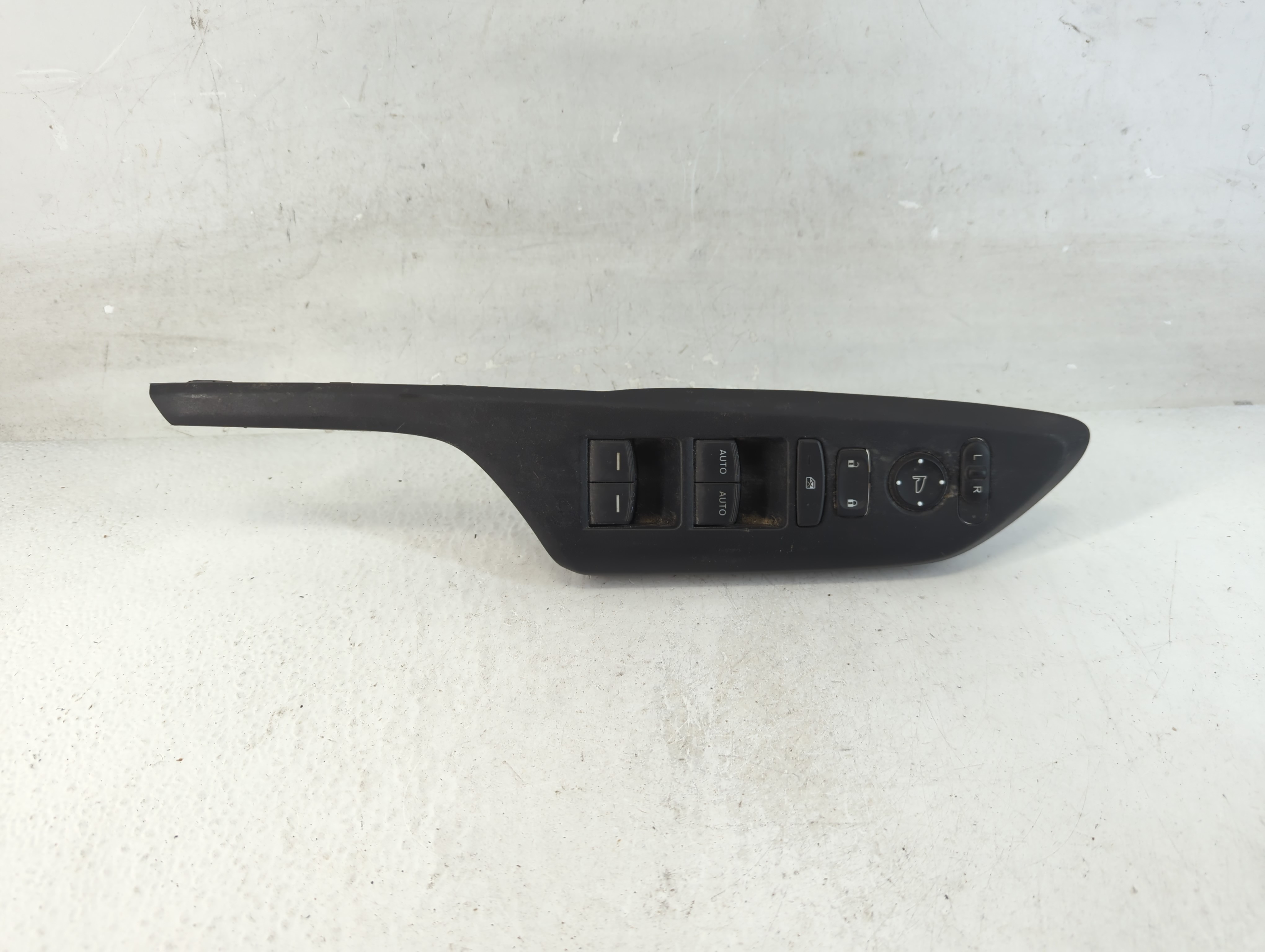 Picture of 2016-2021 Honda Civic Driver Left Door Master Power Window Switch 1063321