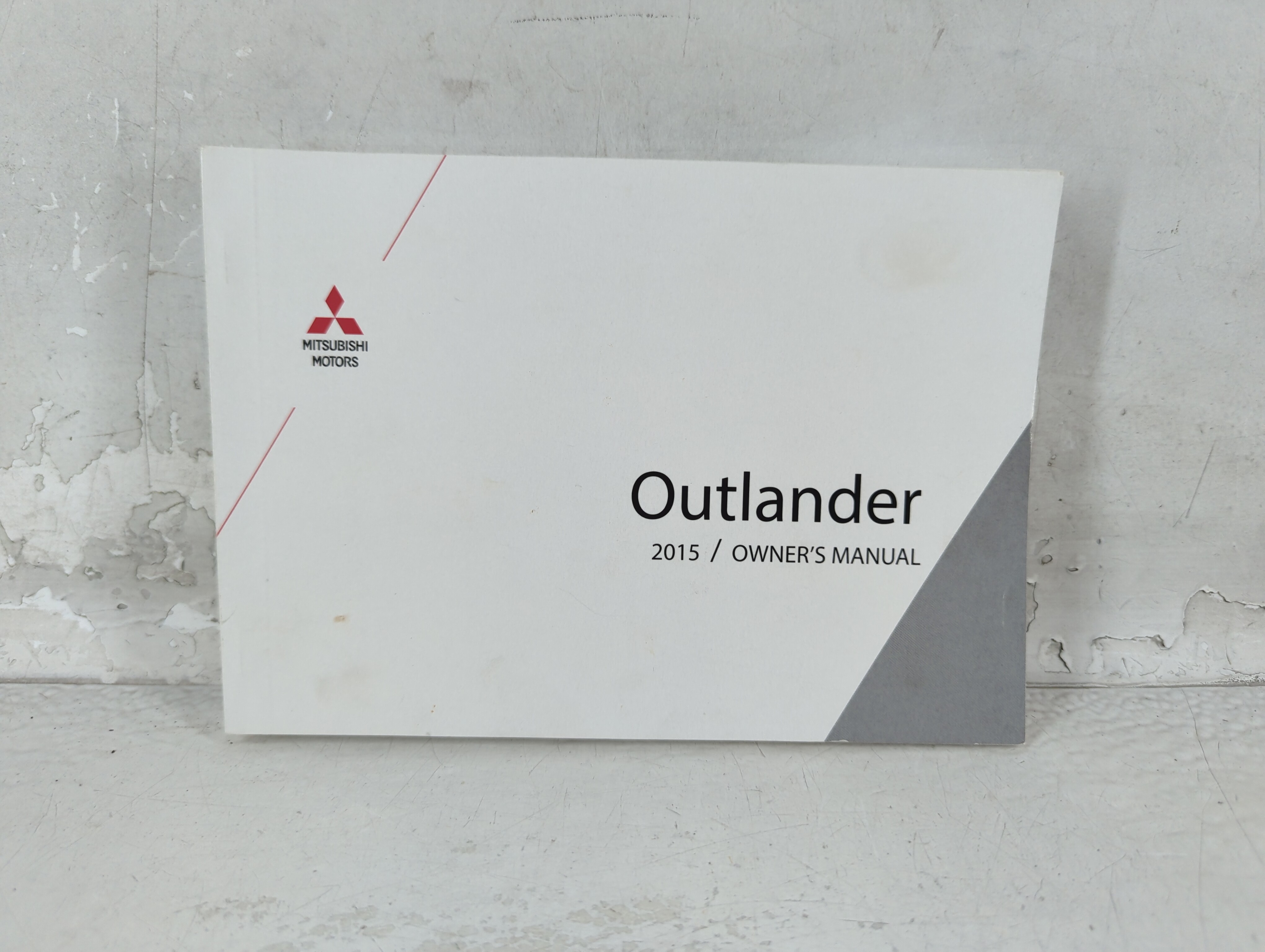 2015 Mitsubishi Outlander Owners Manual Book Guide 1063341 - Oemusedautoparts1.com