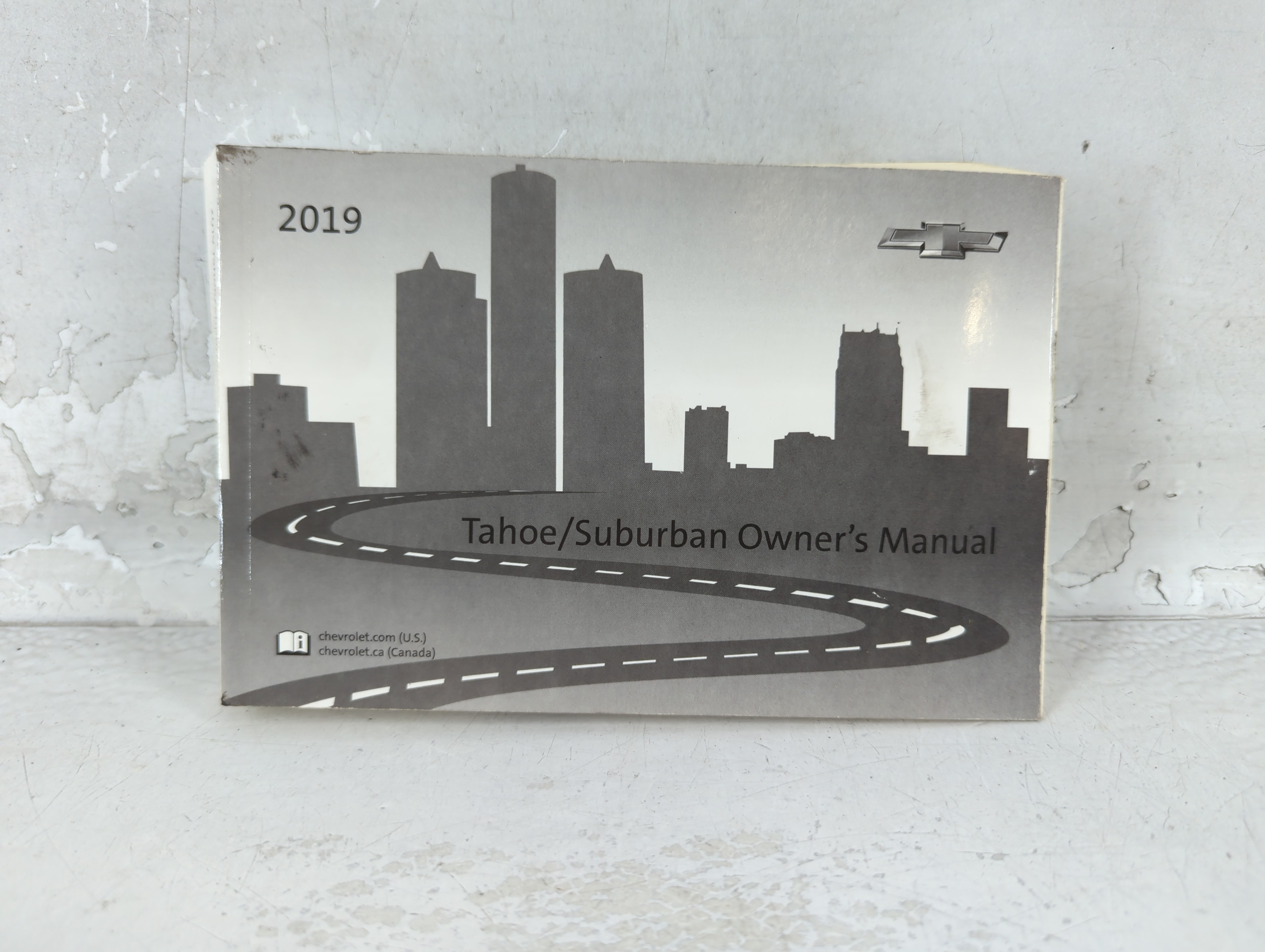 2019 Chevrolet Tahoe Owners Manual Book Guide 1063348 - Oemusedautoparts1.com