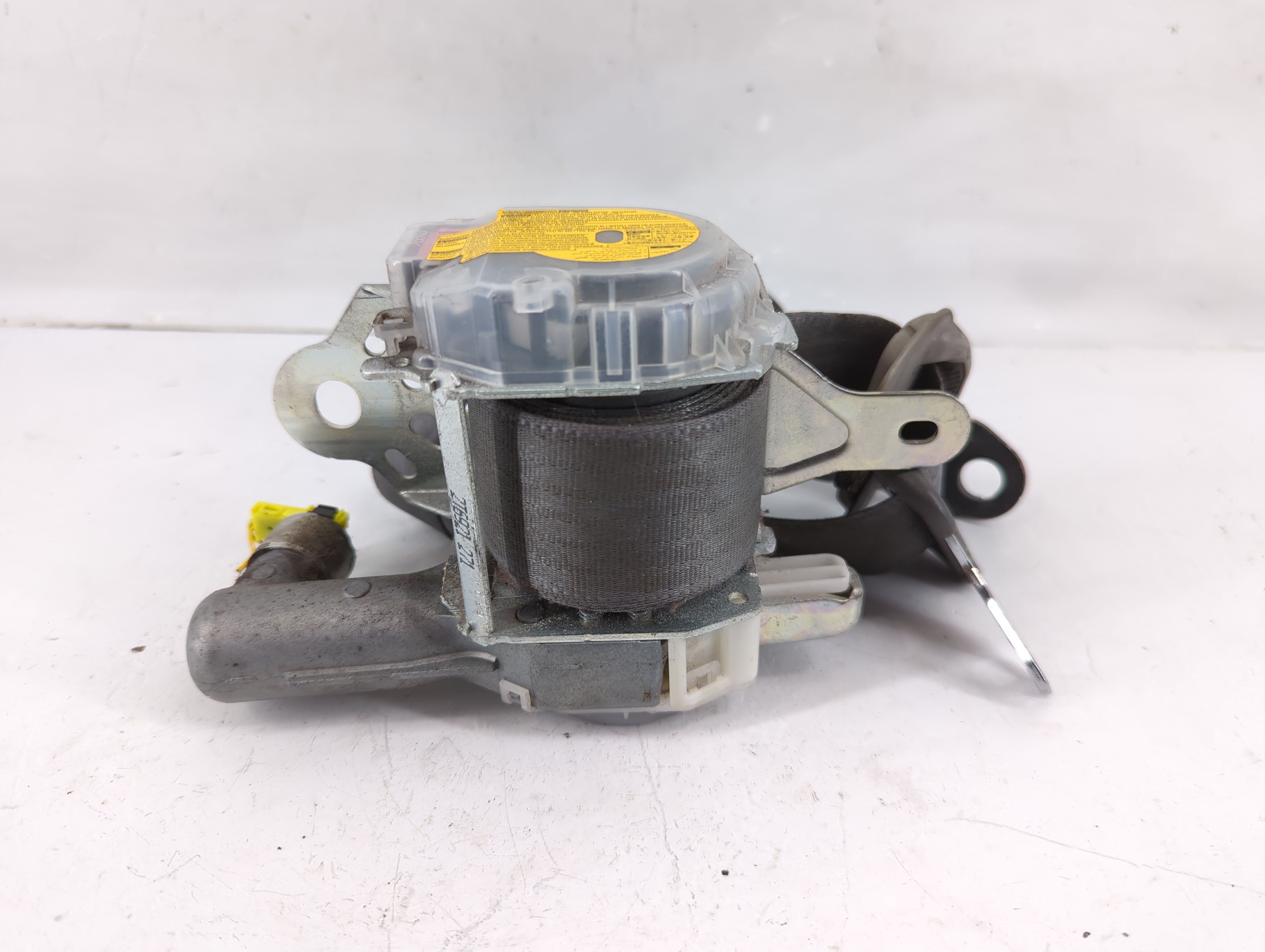 Picture of 2004-2009 Toyota Prius Drvier Front Seatbelt Retractor 1063429
