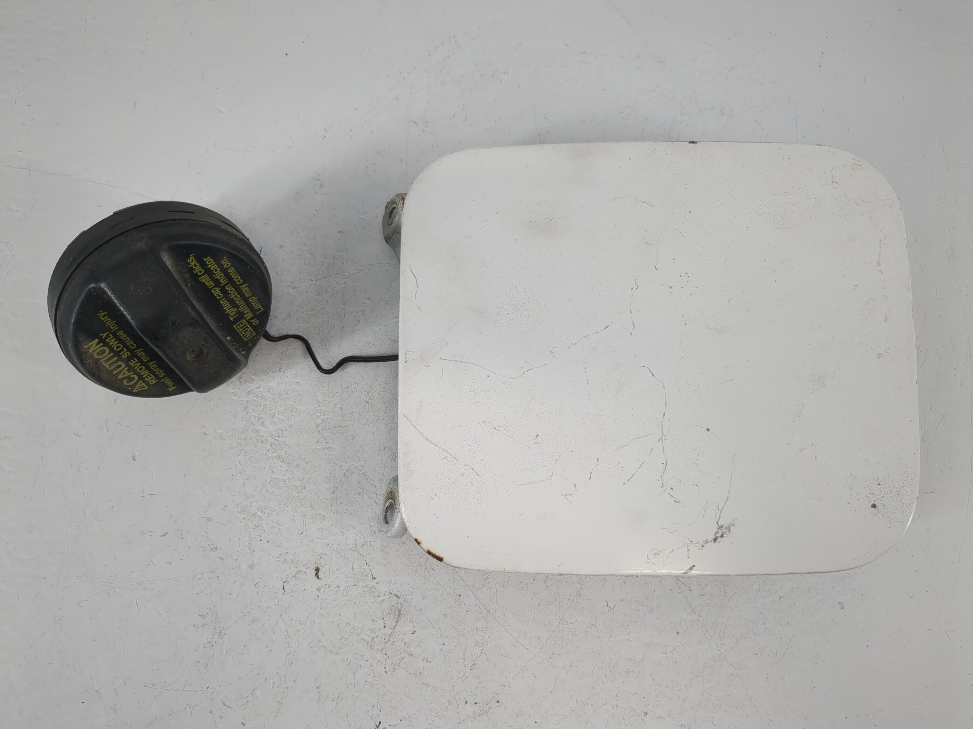 Picture of 2007 Toyota Prius Fuel Tank Door Lid Gas Tank White 1063434