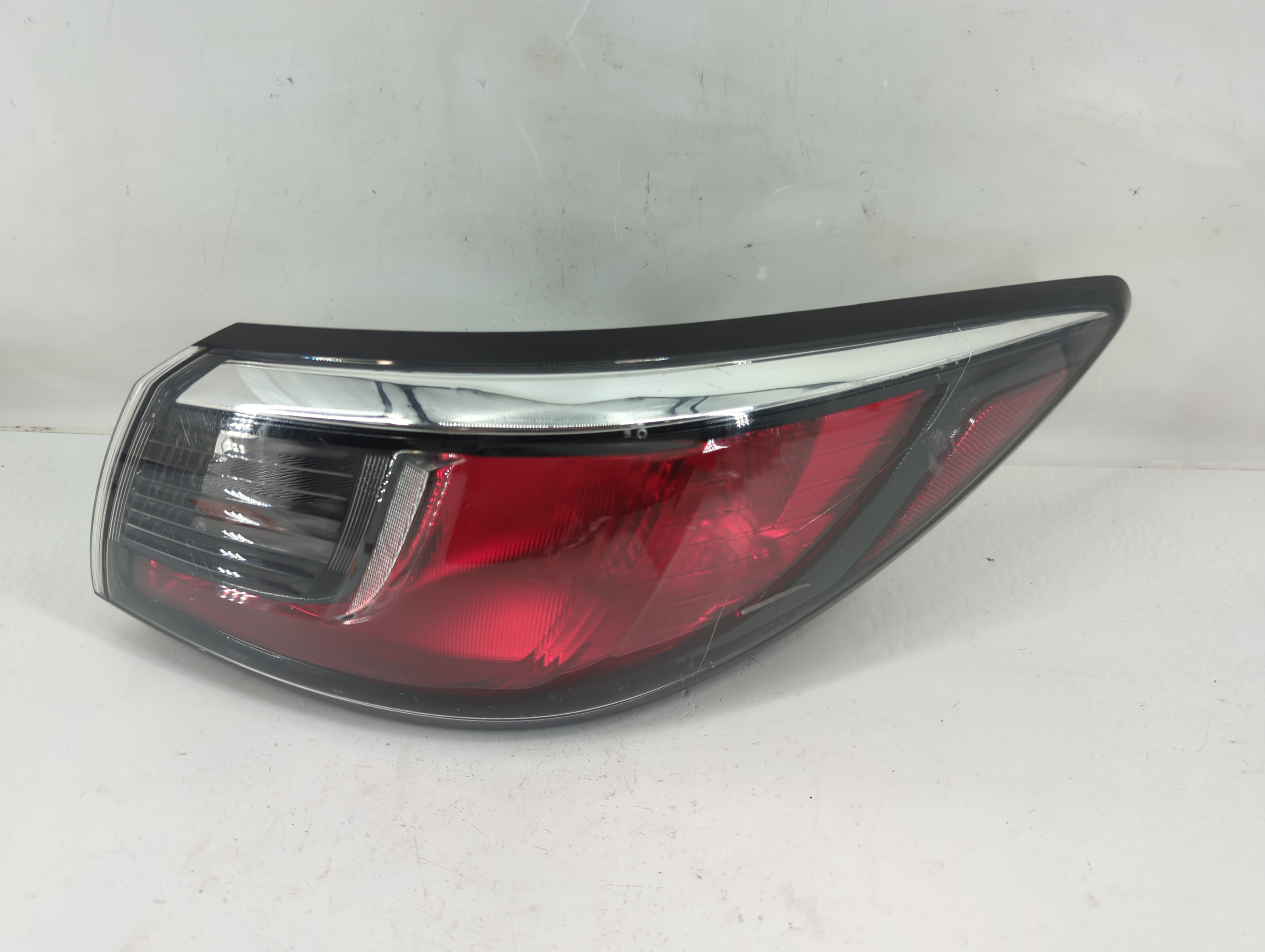 Picture of 2016-2020 Toyota Yaris Passenger Right Side Tail Light Taillight Oem 1063512