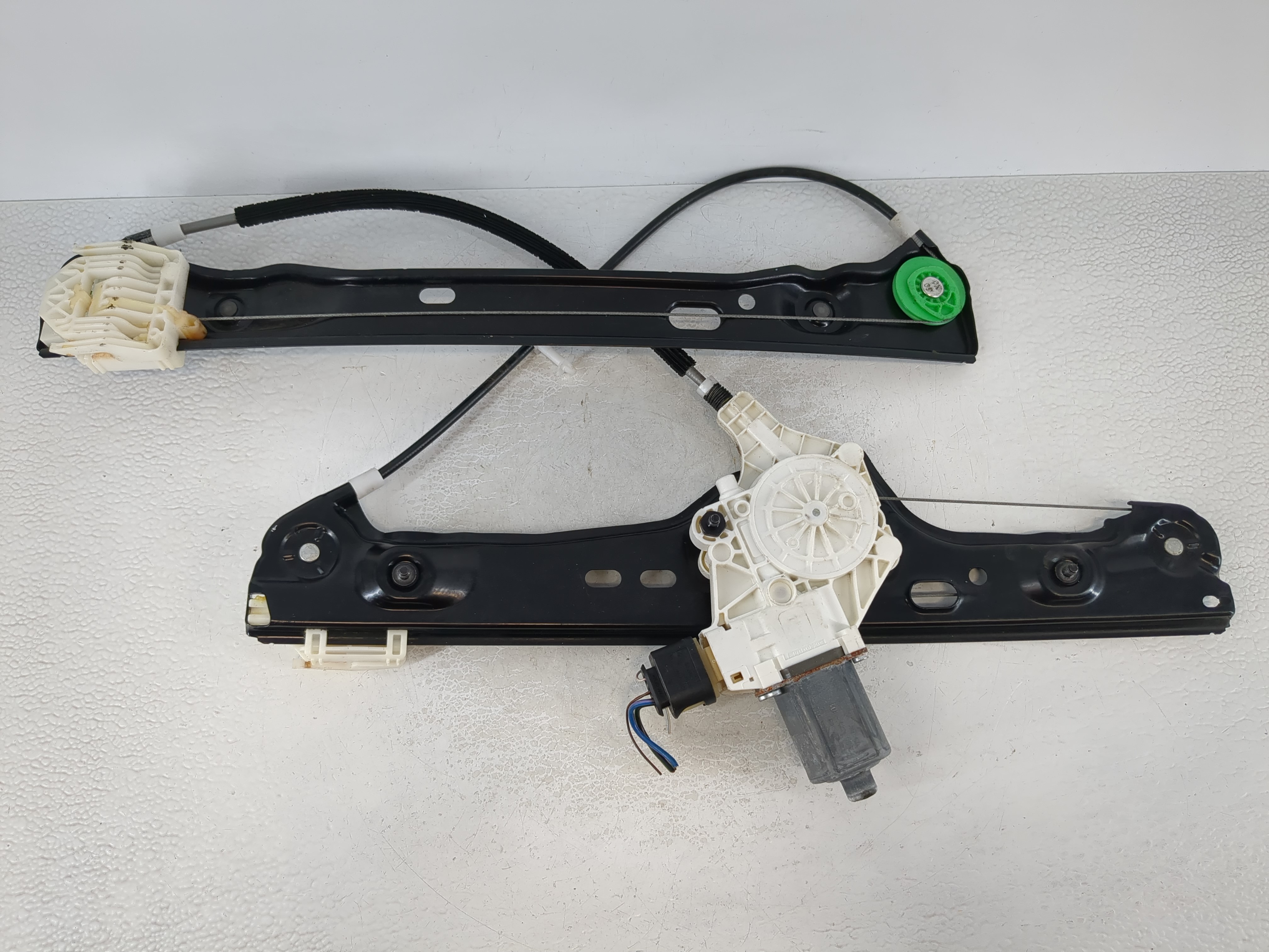 2007-2012 Bmw 328i Window Regulator Passenger Front 1063620 - Oemusedautoparts1.com