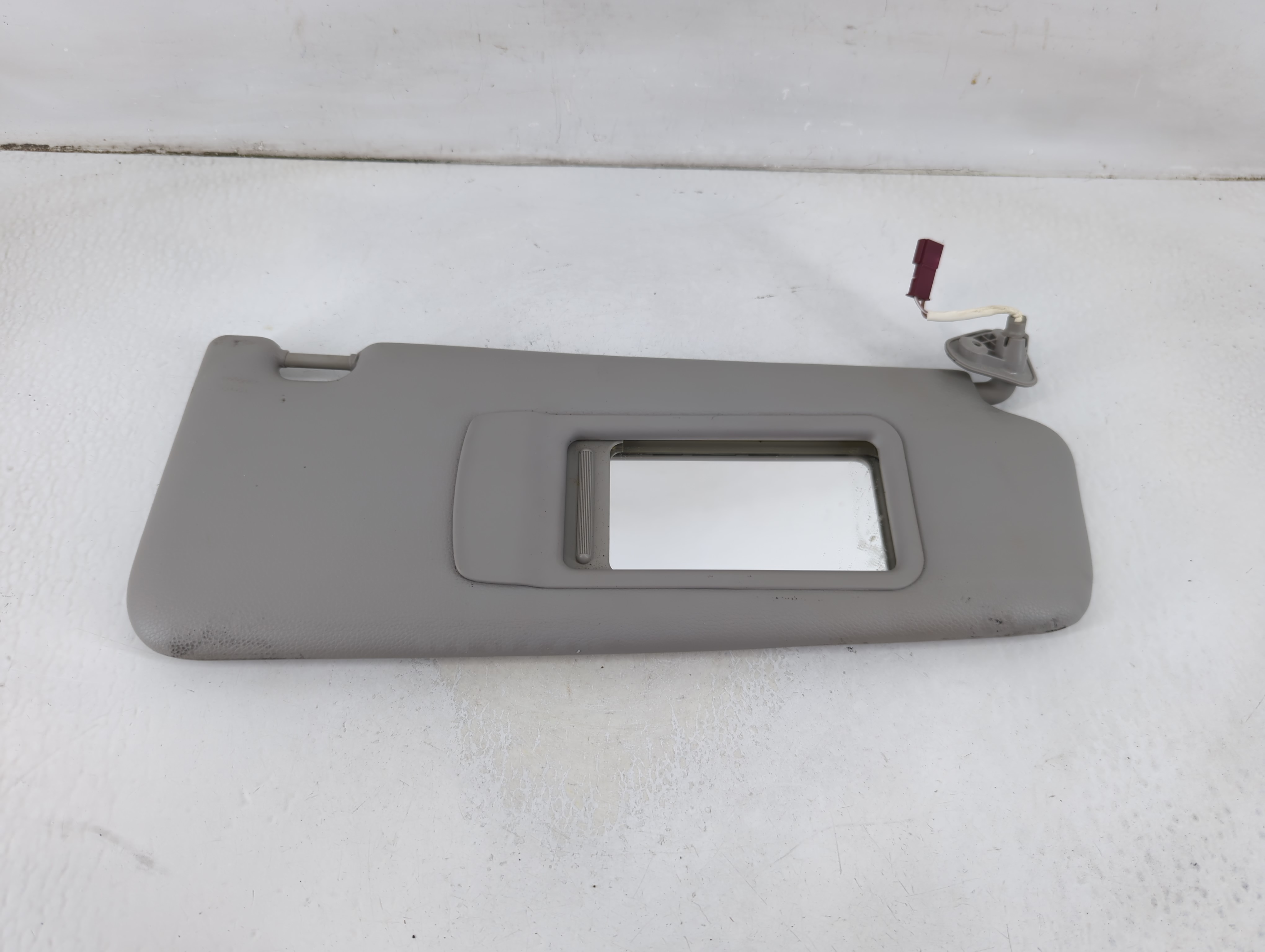 Picture of 2009 Bmw 328i Passenger Sun Visor Mirror Right Sunvisor Grey 1063625