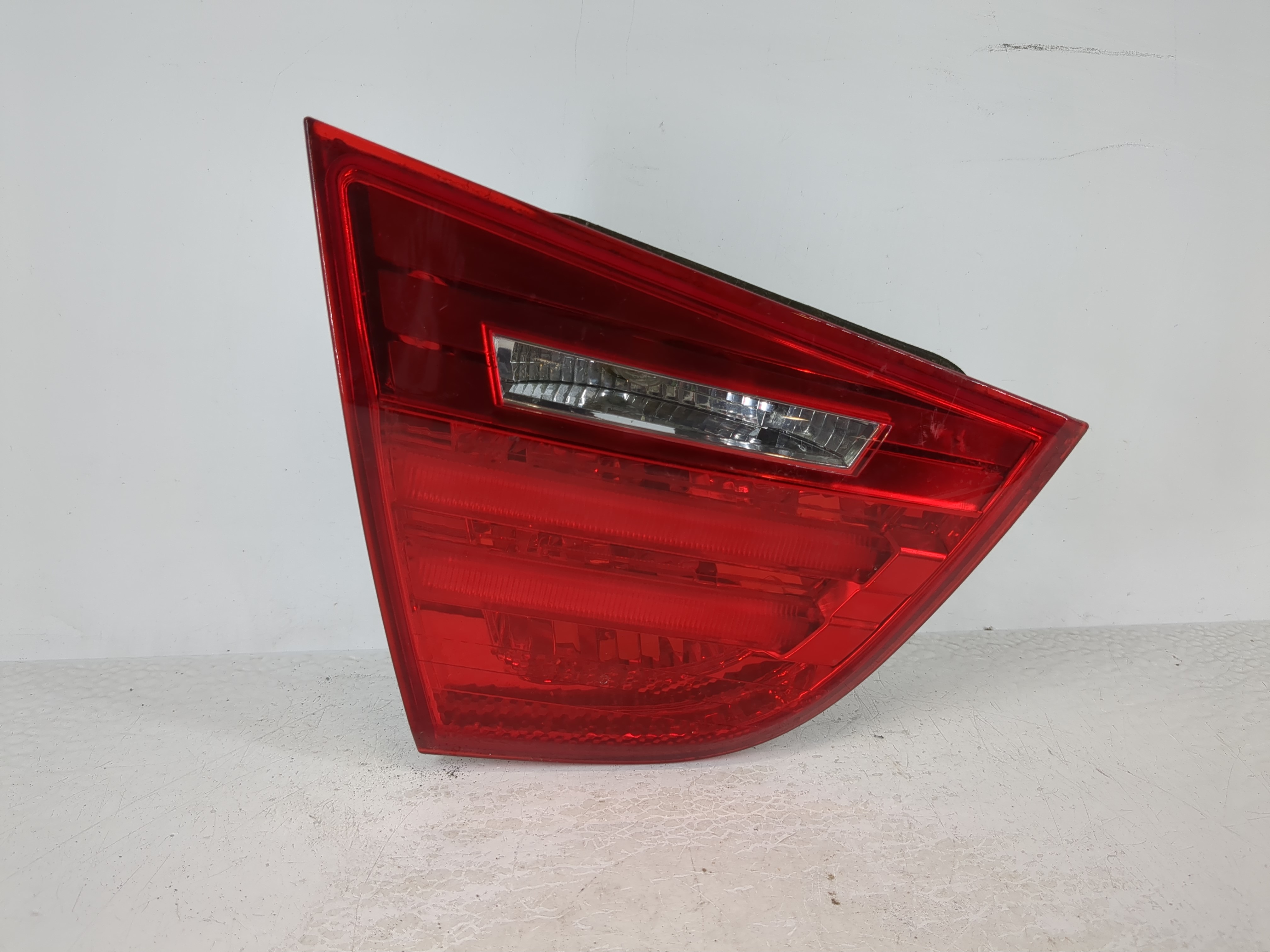 Picture of 2009-2011 Bmw 328i Driver Left Side Tail Light Taillight Oem 1063629