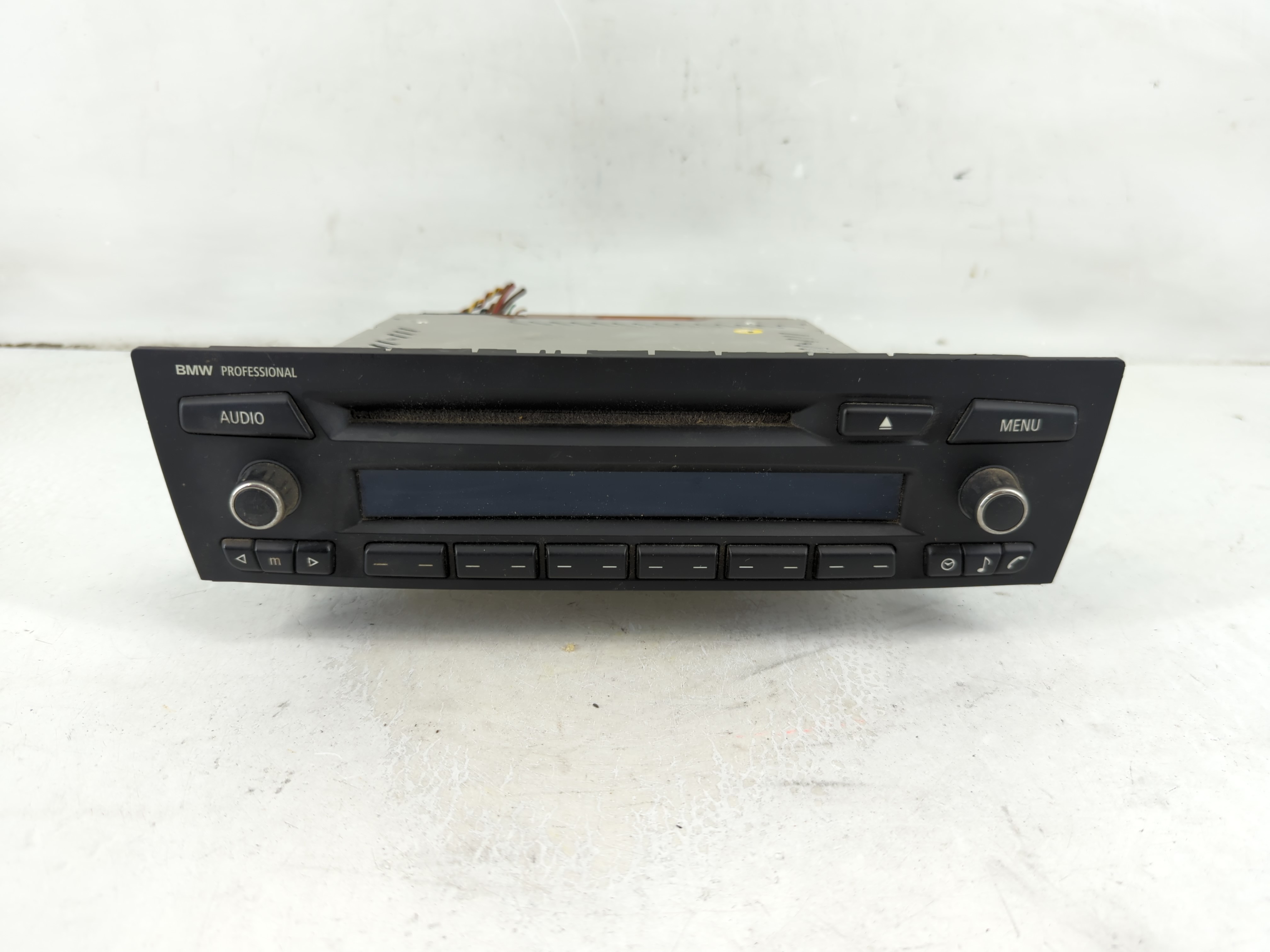 Picture of 2008-2009 Bmw 328i Am Fm Cd Player Radio Receiver 1063633