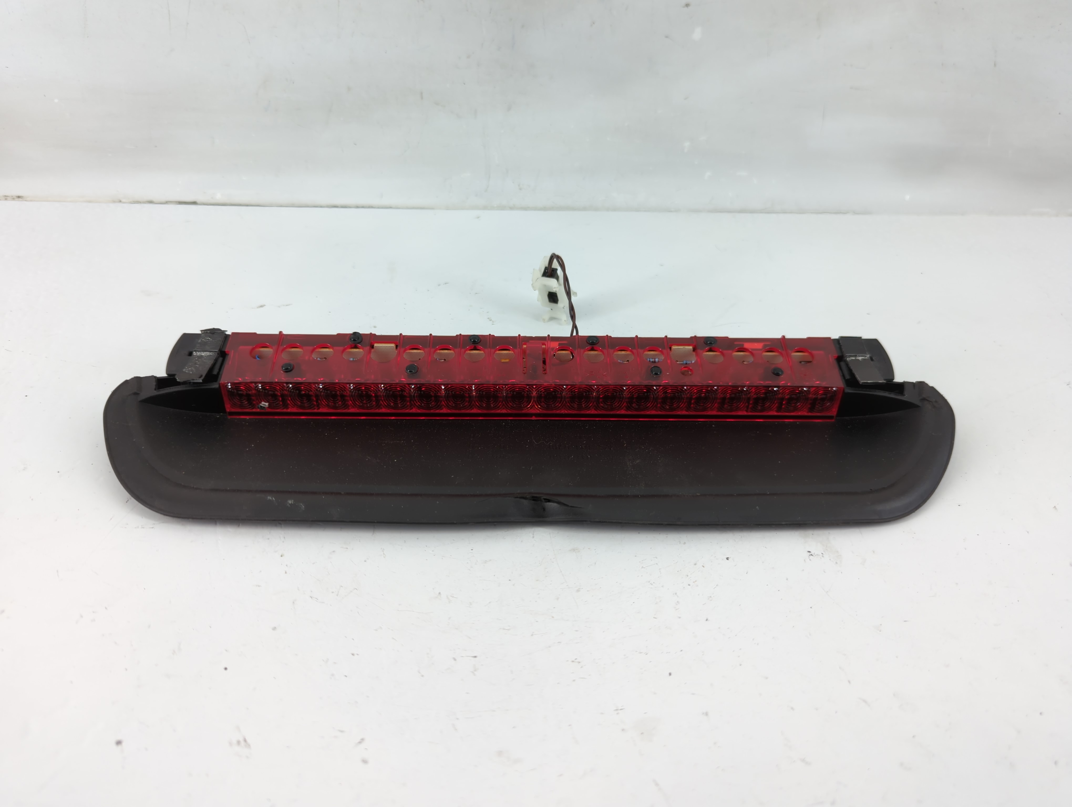 2009 Bmw 328i Third Brake Light Tail Light 1063675 - Oemusedautoparts1.com