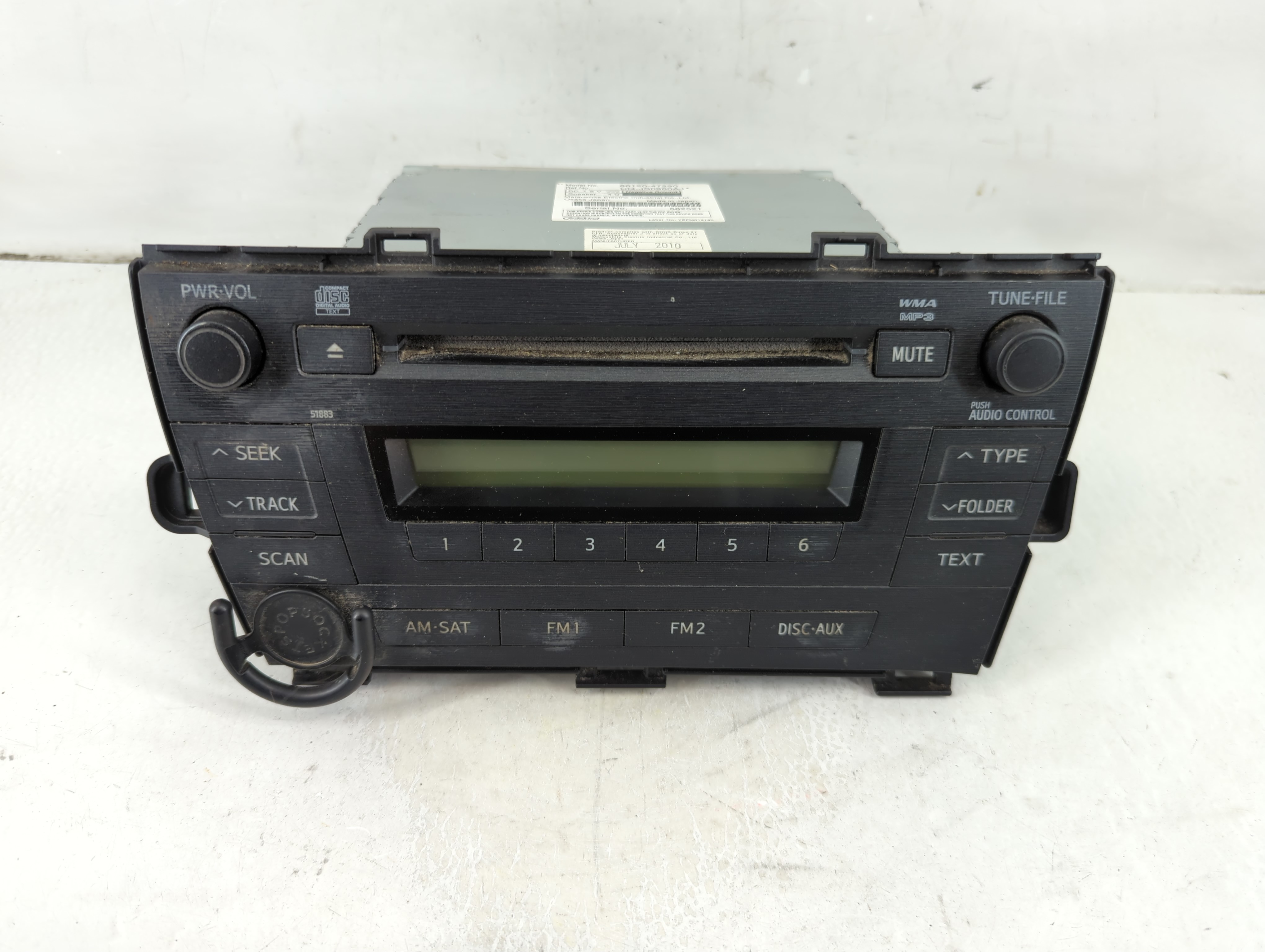 2010-2011 Toyota Prius Am Fm Cd Player Radio Receiver 1063829 - Oemusedautoparts1.com