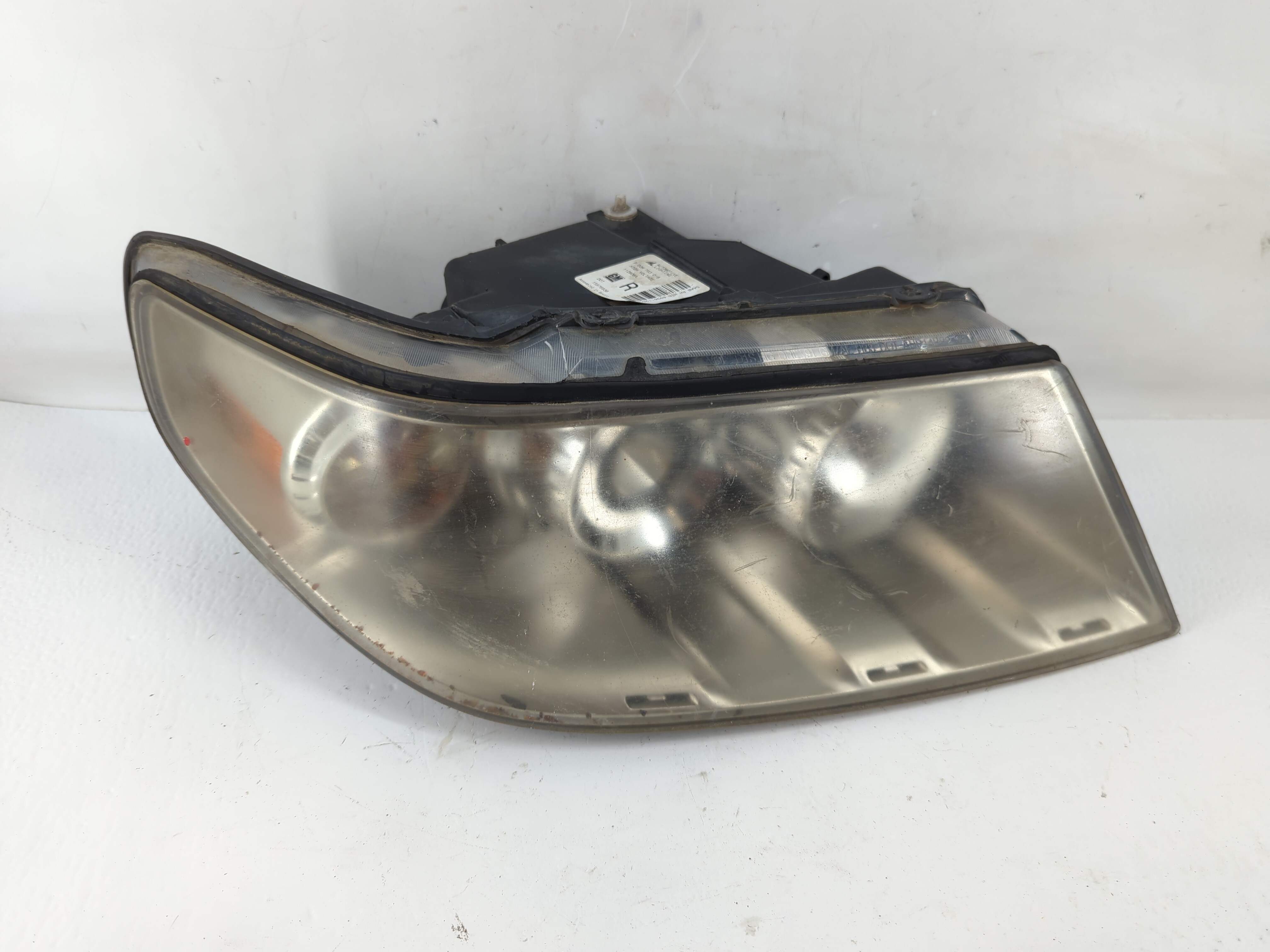 Picture of 2005-2009 Saab 9-7x Passenger Right Oem Head Light Headlight Lamp 1063988