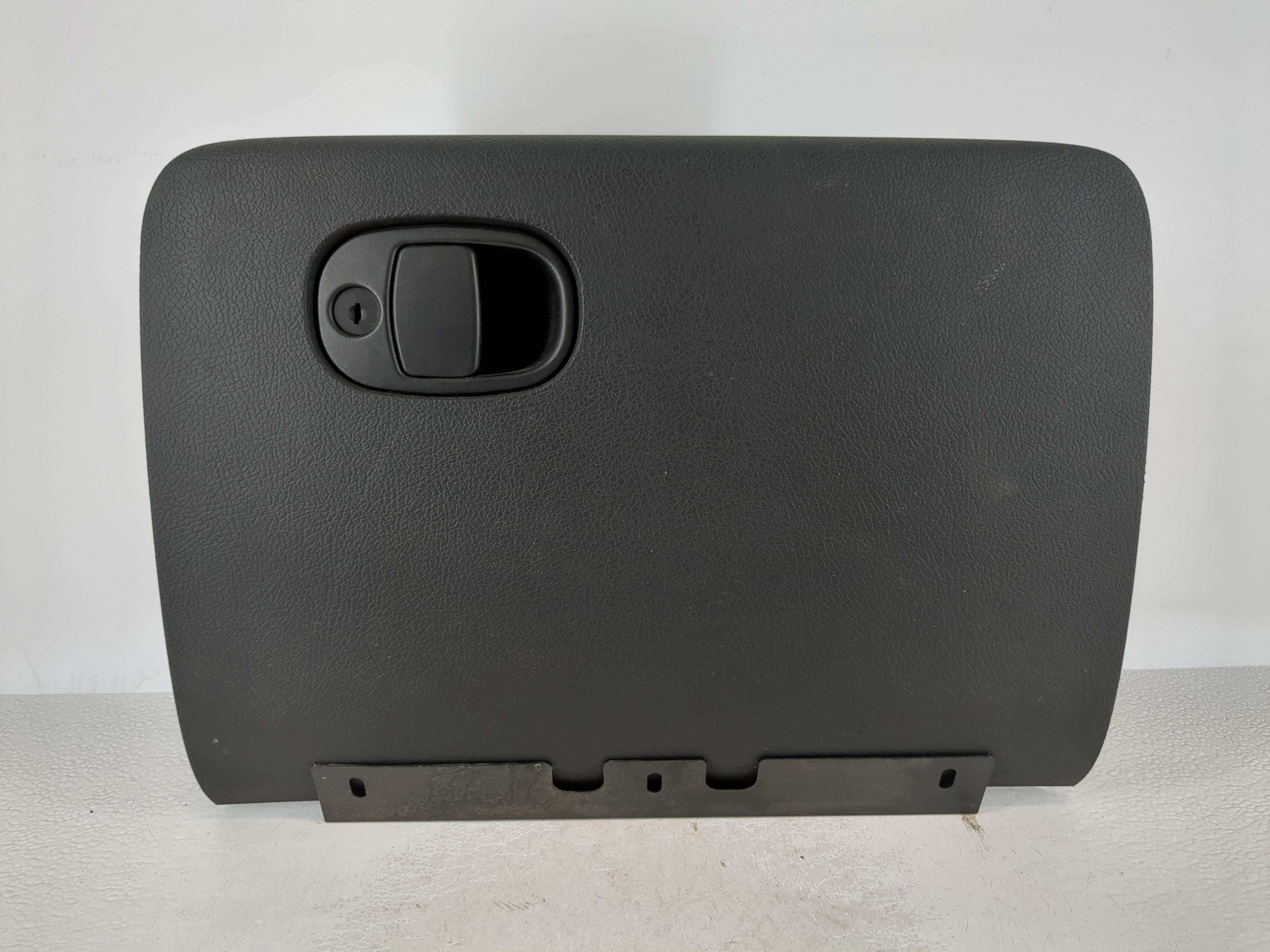 Picture of 2007 Saab 9-7x Passenger Glove Box Door Storage Compartment 1064028