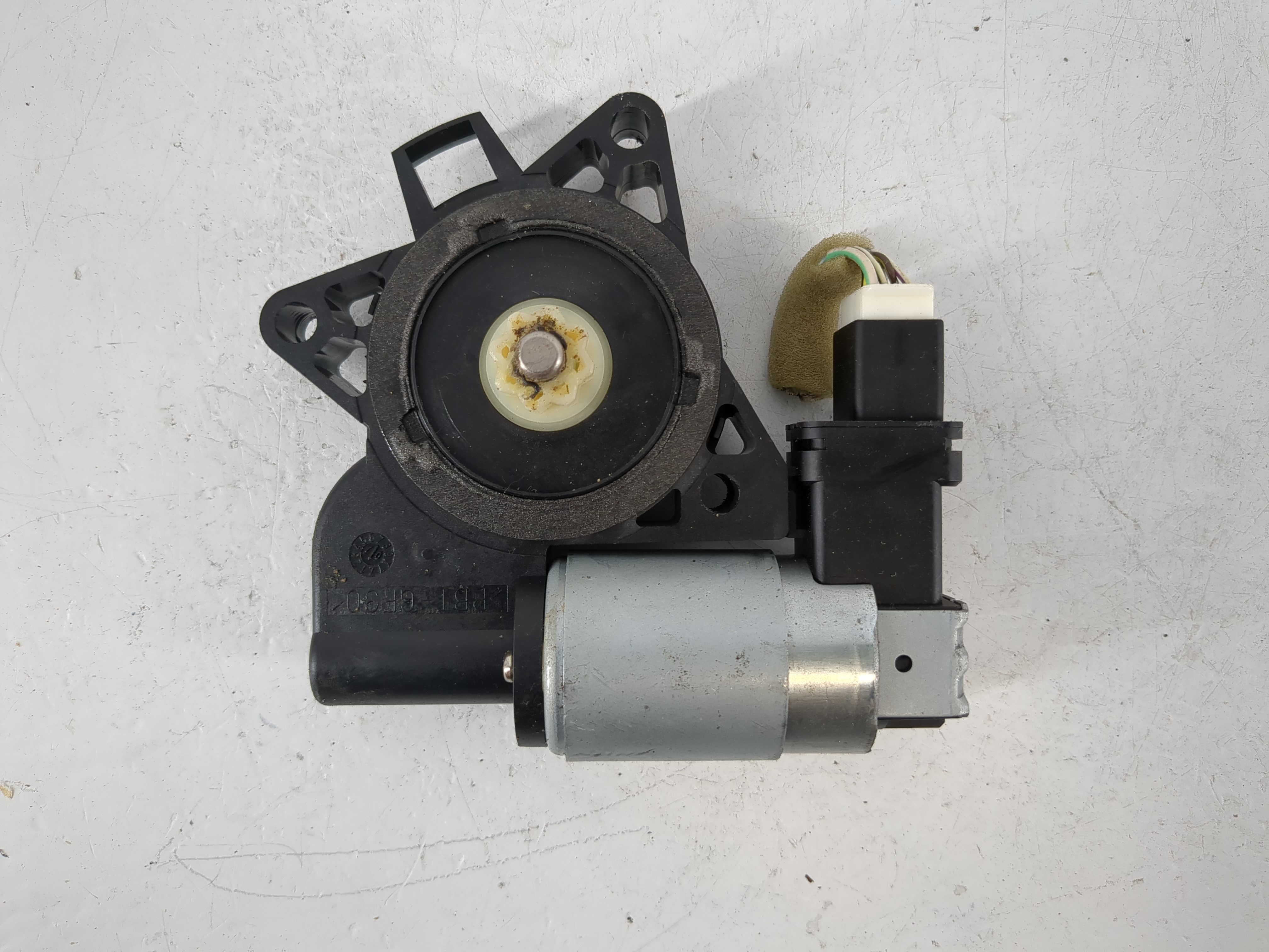 2007-2010 Mazda Cx-7 Passenger Front Right Power Window Motor 1064152 - Oemusedautoparts1.com